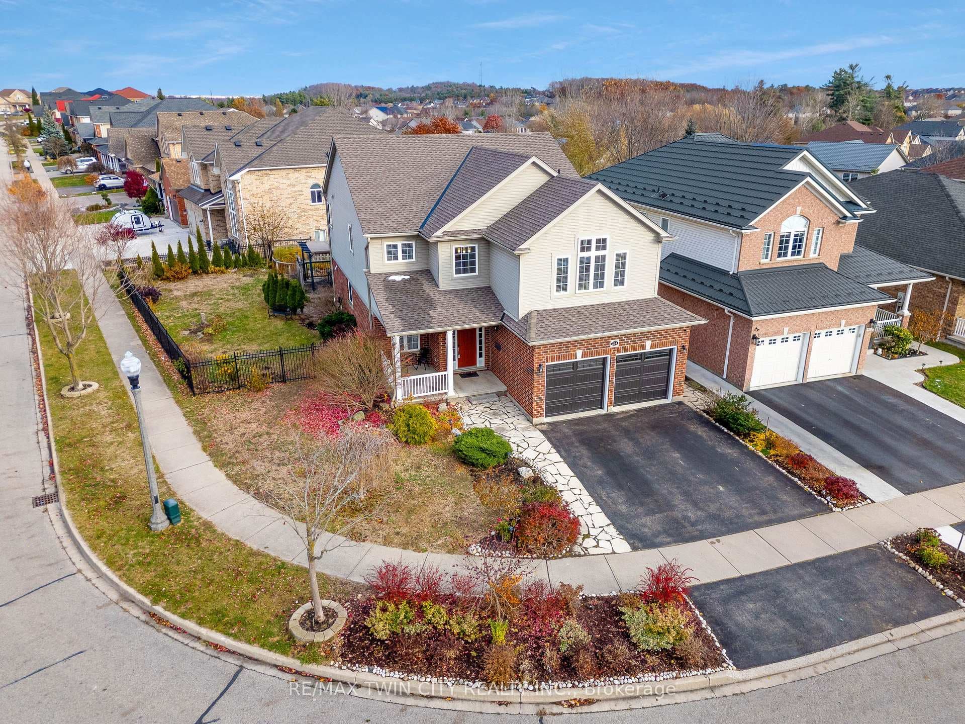224 Ridgemere Court photo 48