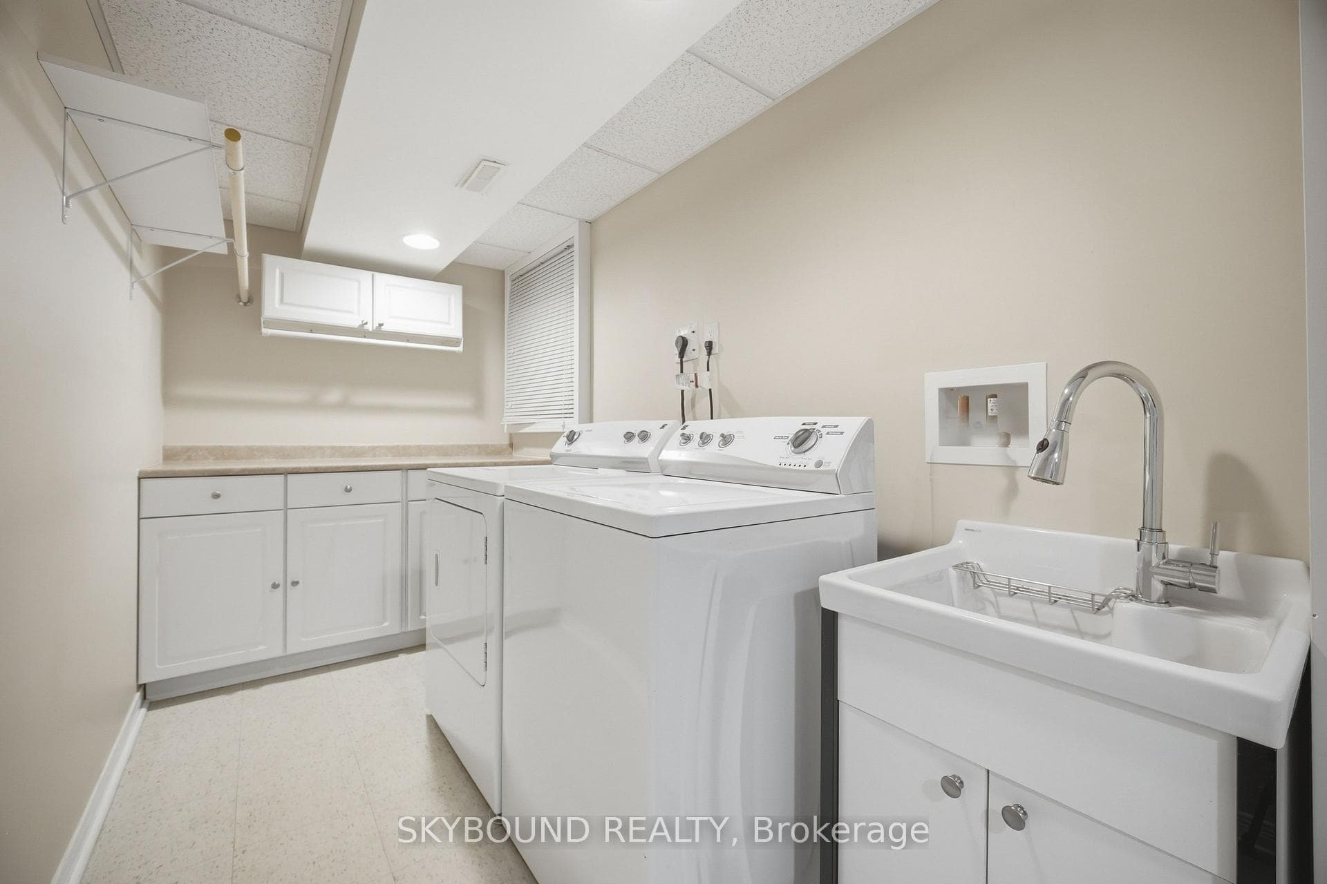 3906 Zenith Court photo 39