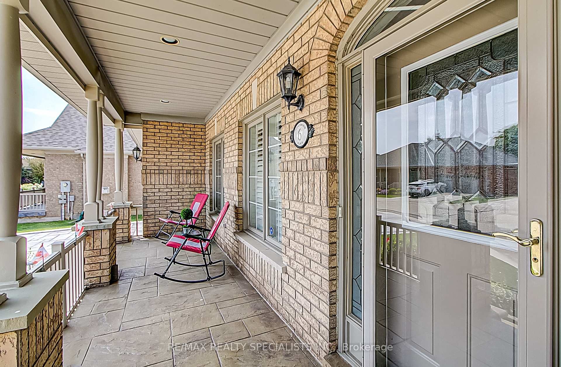 6 Ranchwood Place photo 4