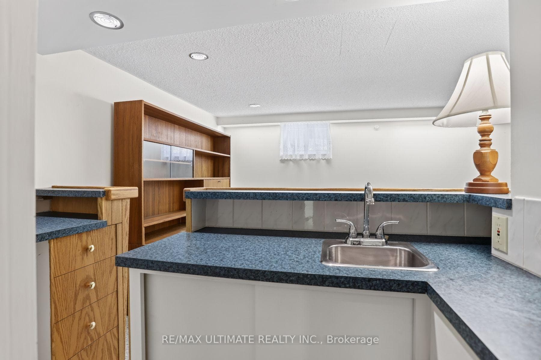 81 Flora Drive photo 33