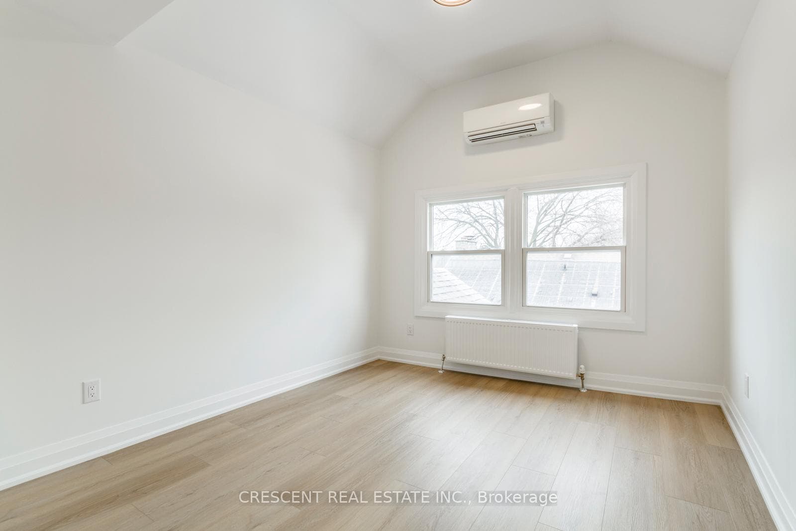 180 Queens Drive Unit 3rd Floor photo 21