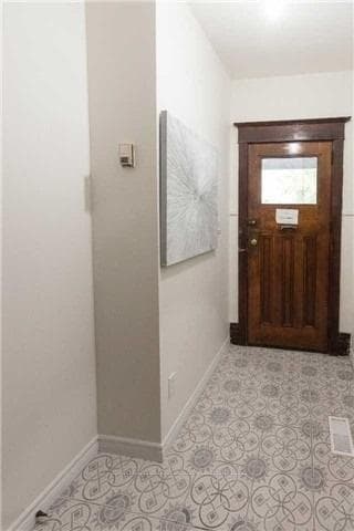 74 Pauline Avenue Unit Upper photo 10