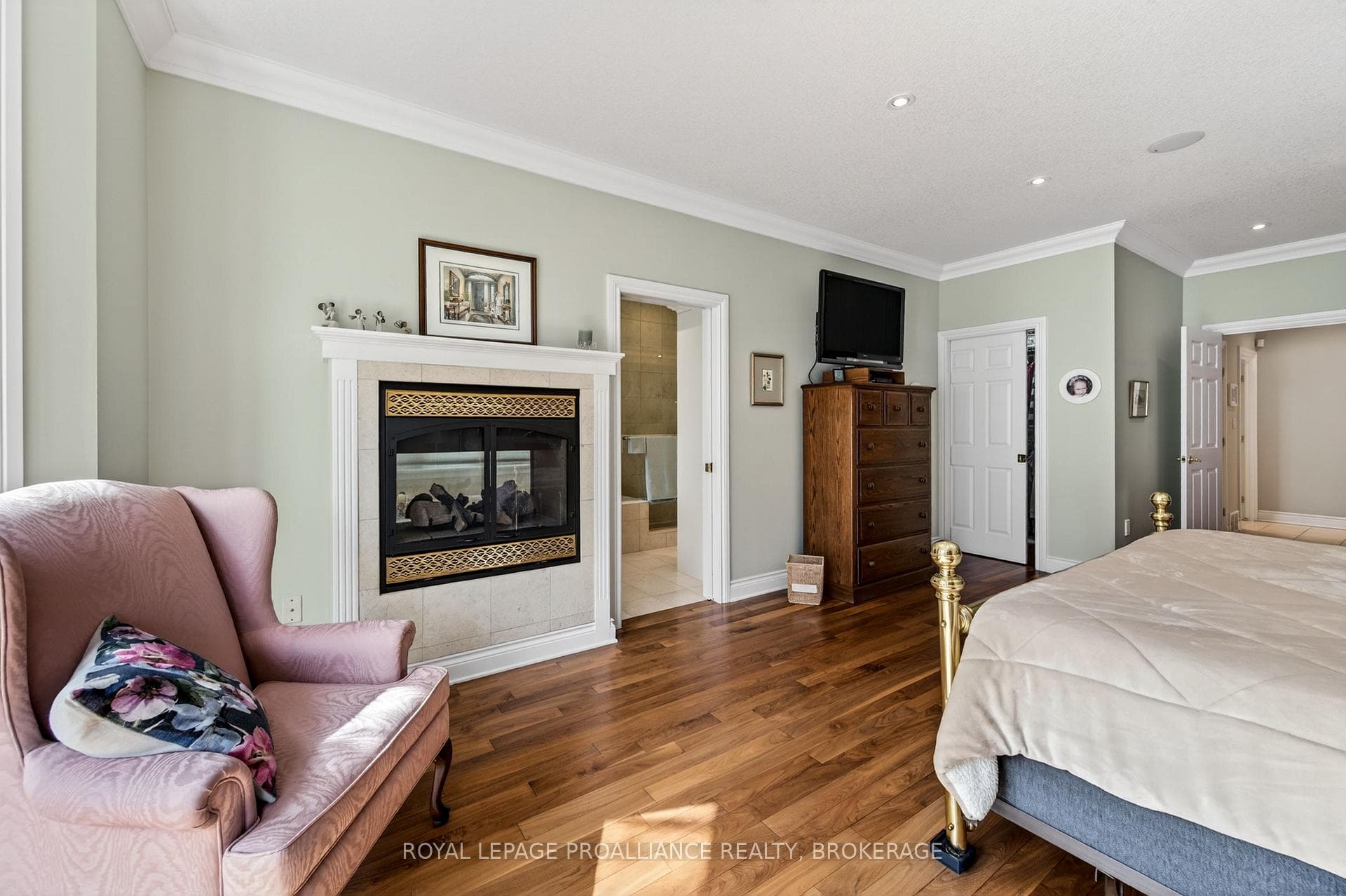 178 Nicholson Point Road photo 17