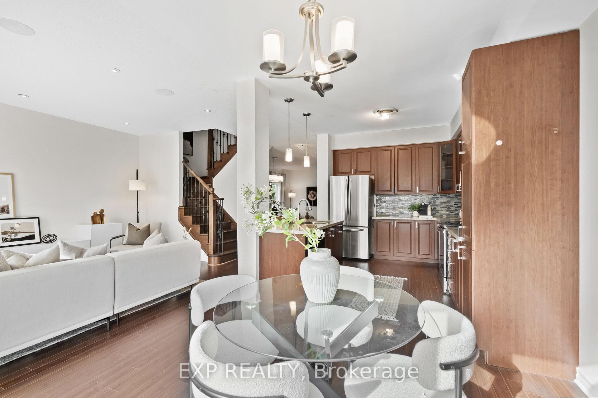 12 Mantz Crescent photo 12