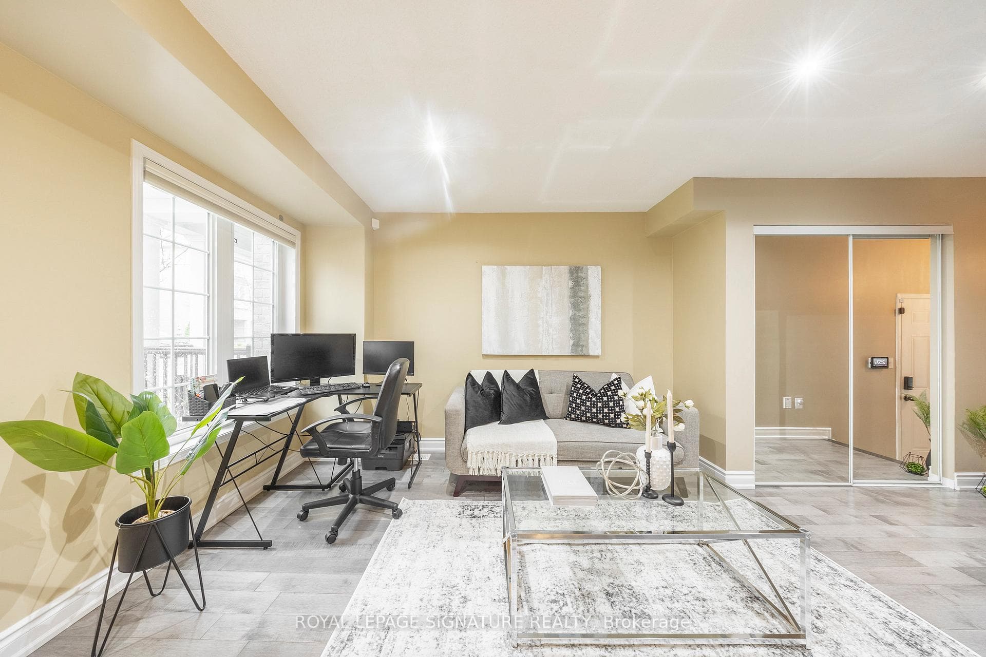 24 Blunden Road photo 5
