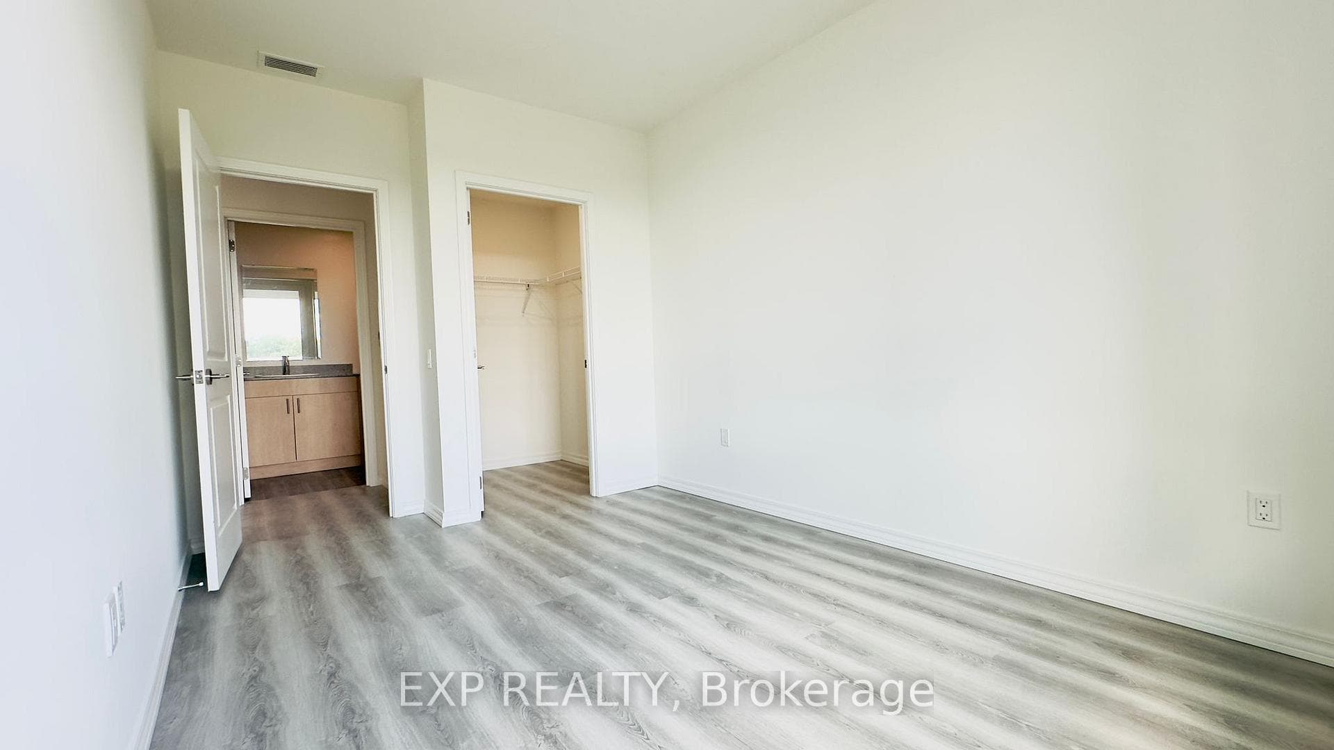 181 ELMIRA Road Unit 610B photo 4