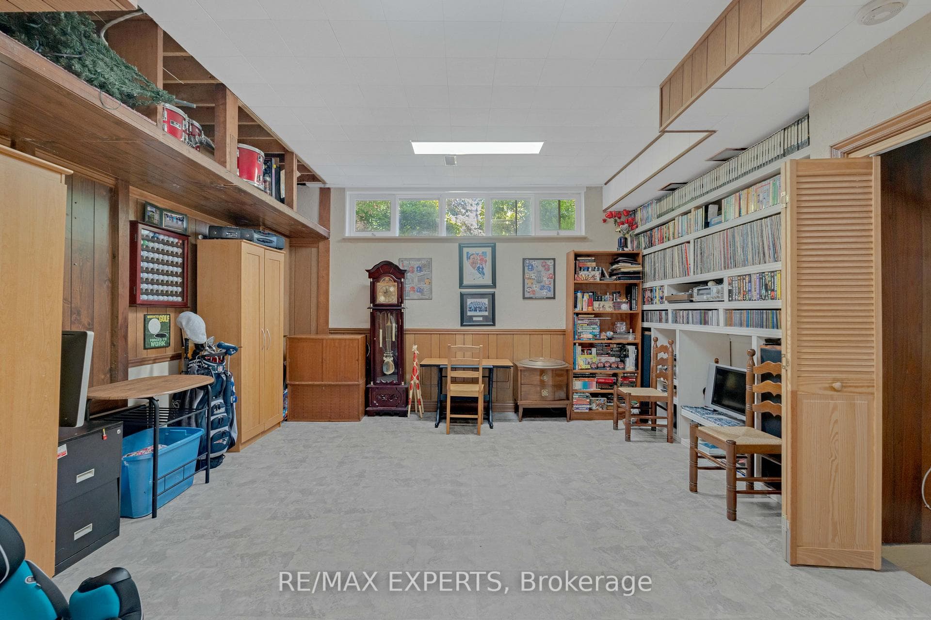 68 Sherin Court photo 30