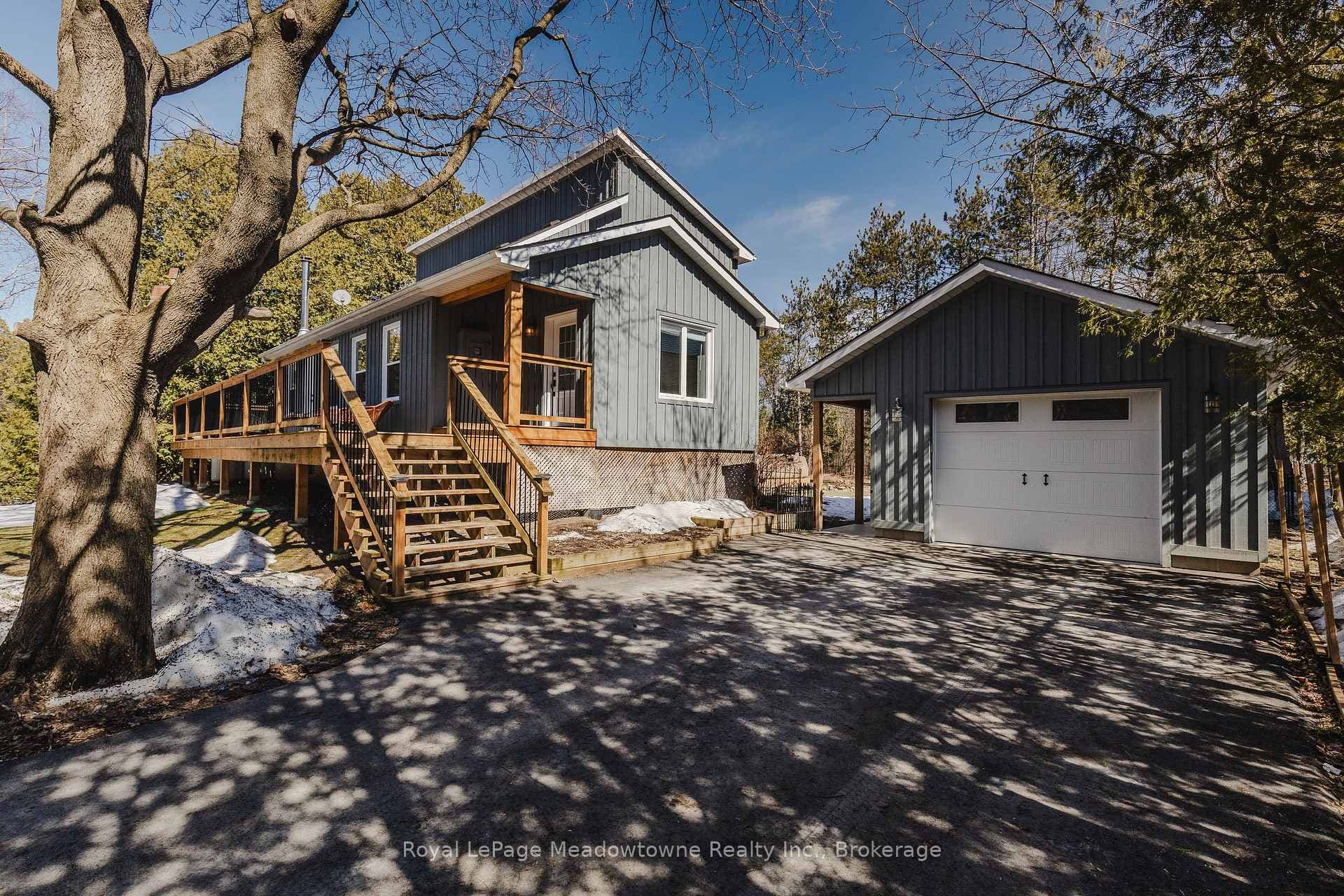 45 Linda Road photo 2