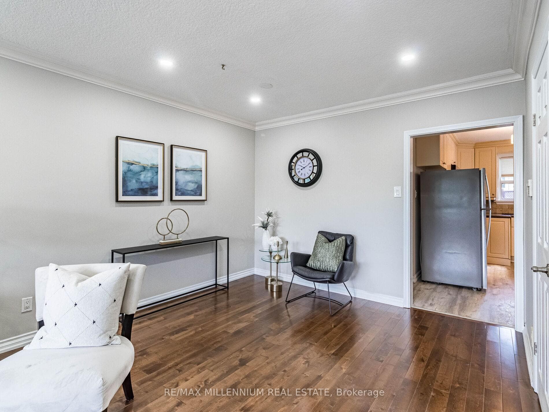 12 Lucerne Court photo 9