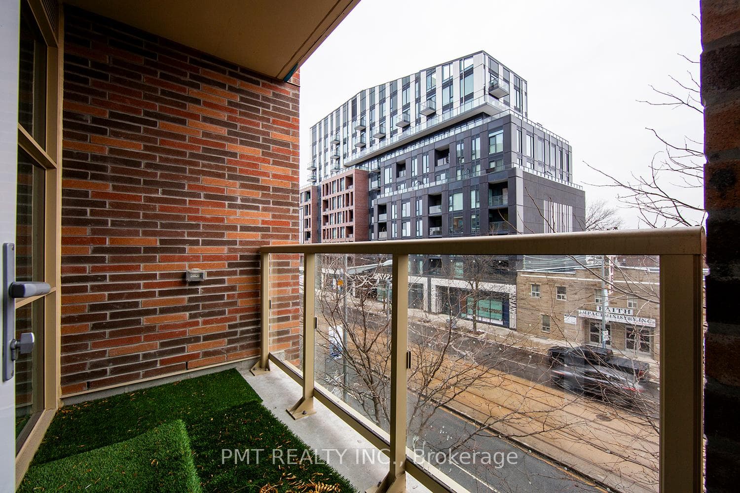 1787 St Clair Avenue Unit 322 photo 25