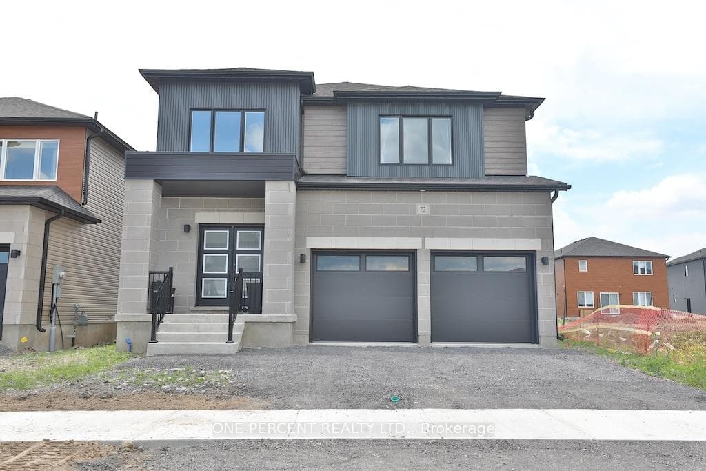 72 Dusenbury Drive photo 1