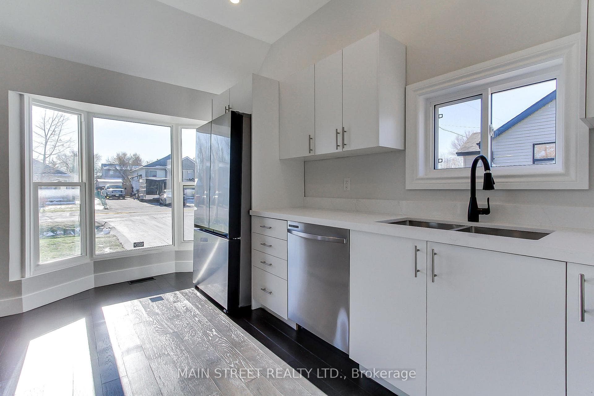 314 Kenwood Avenue photo 9