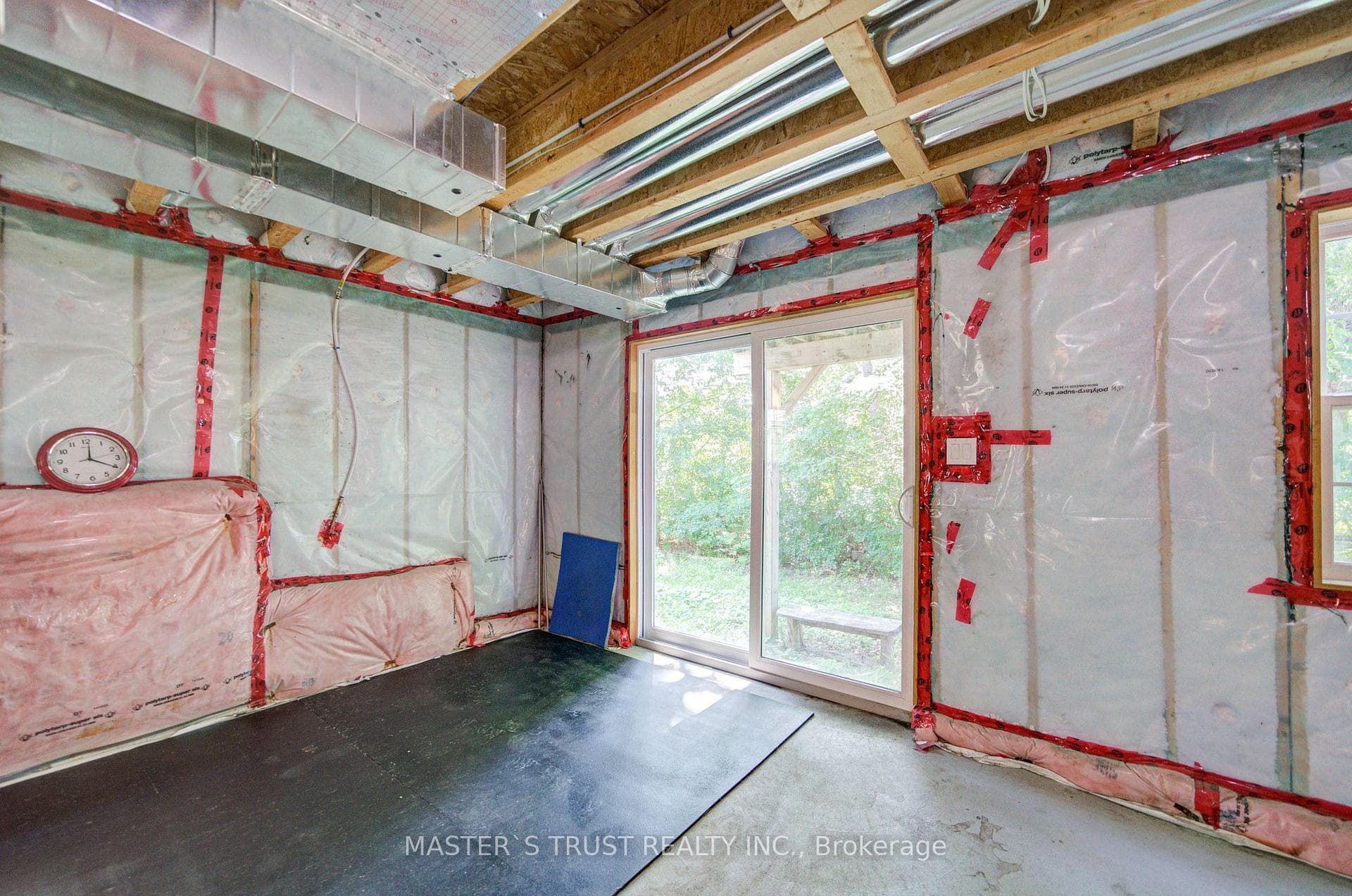 569 Grange Way photo 19
