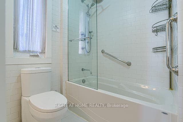 79 Niagara Street photo 24