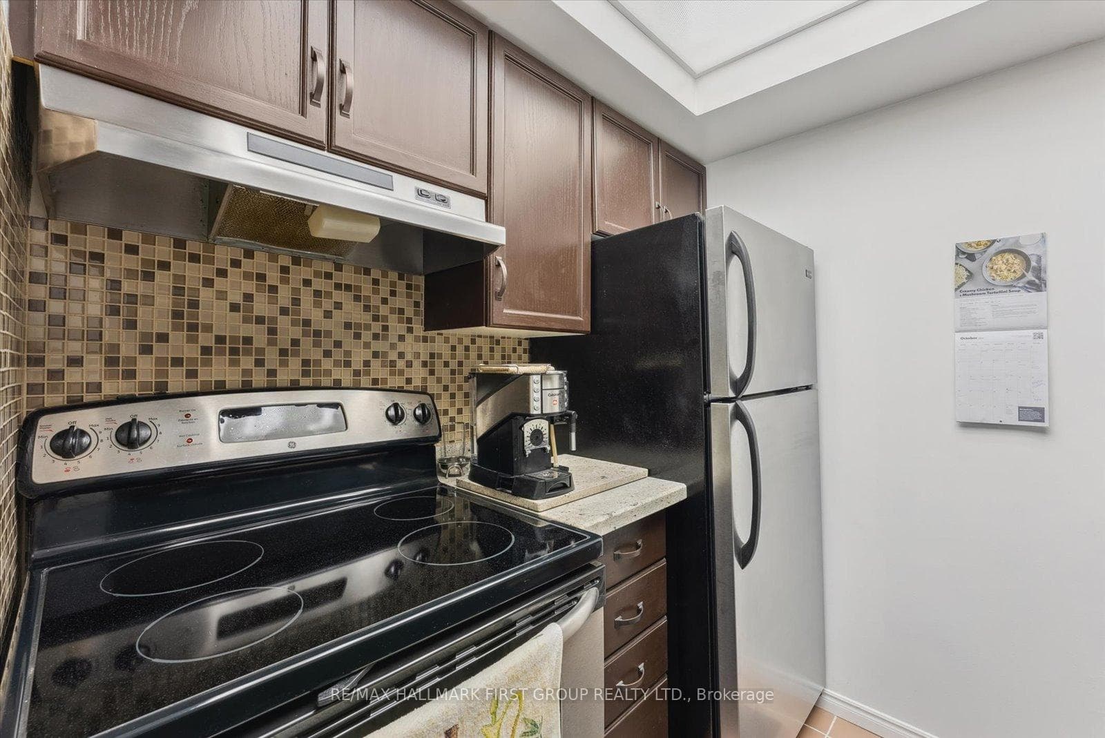 222 The Esplanade N/A Unit 713 photo 6