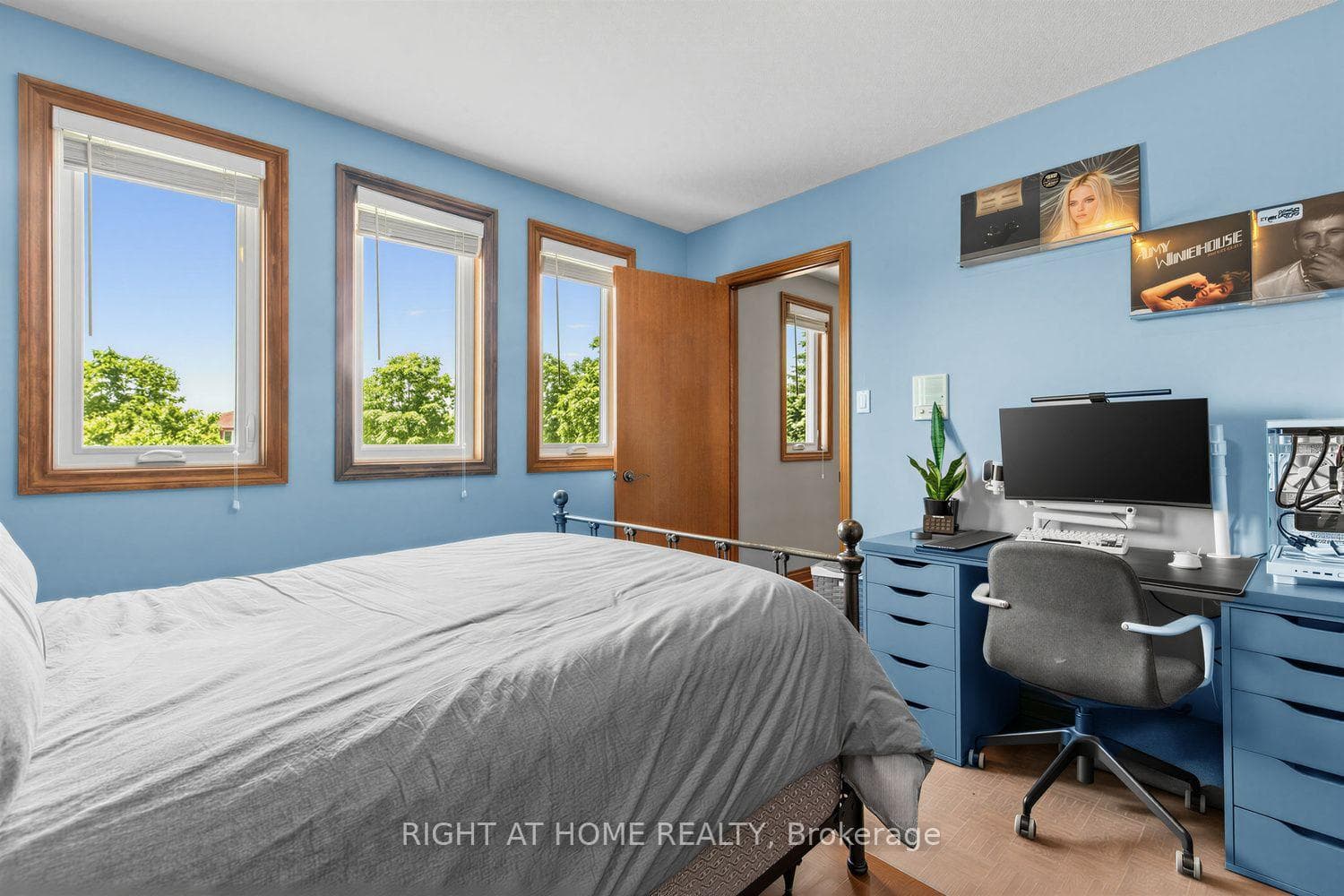 112 Belview Avenue photo 31