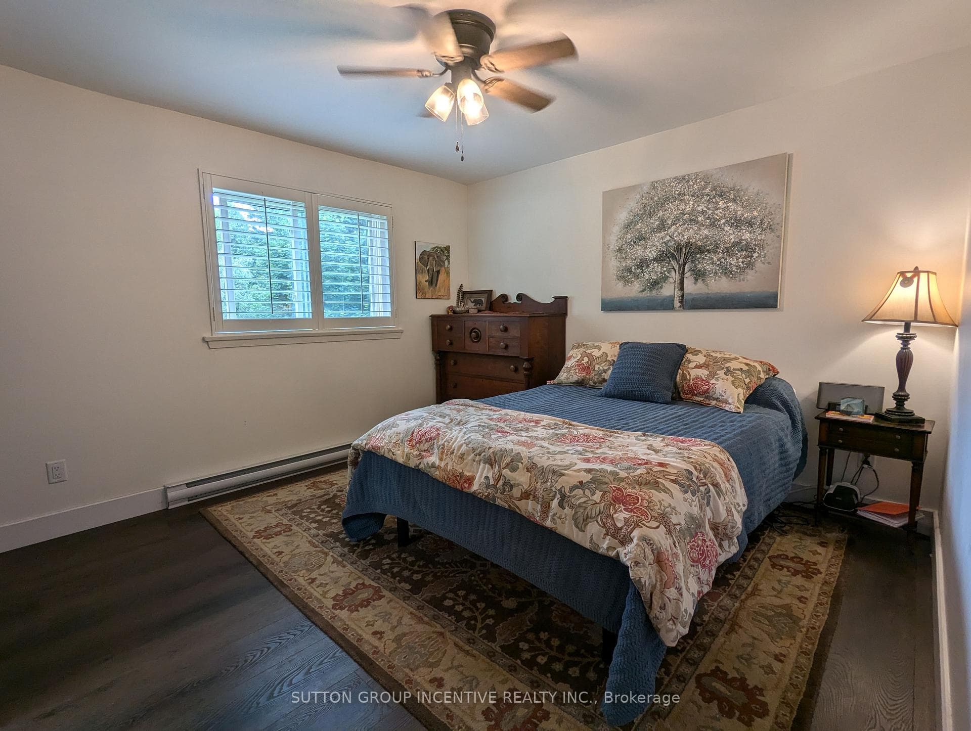 211 Sunset Crescent photo 28