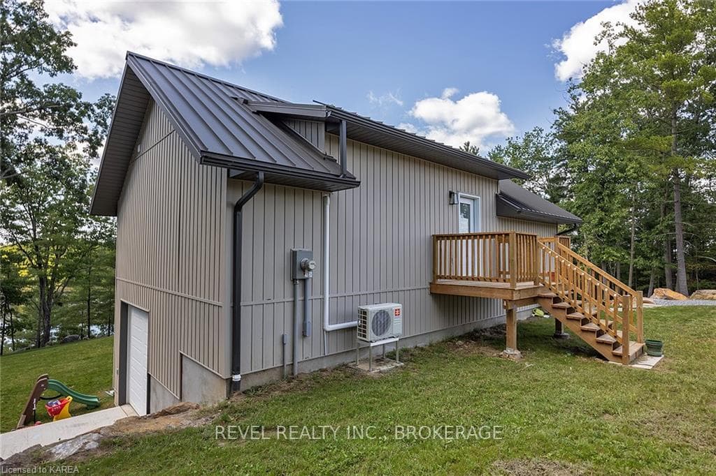5743 HINCHINBROOKE Road photo 40