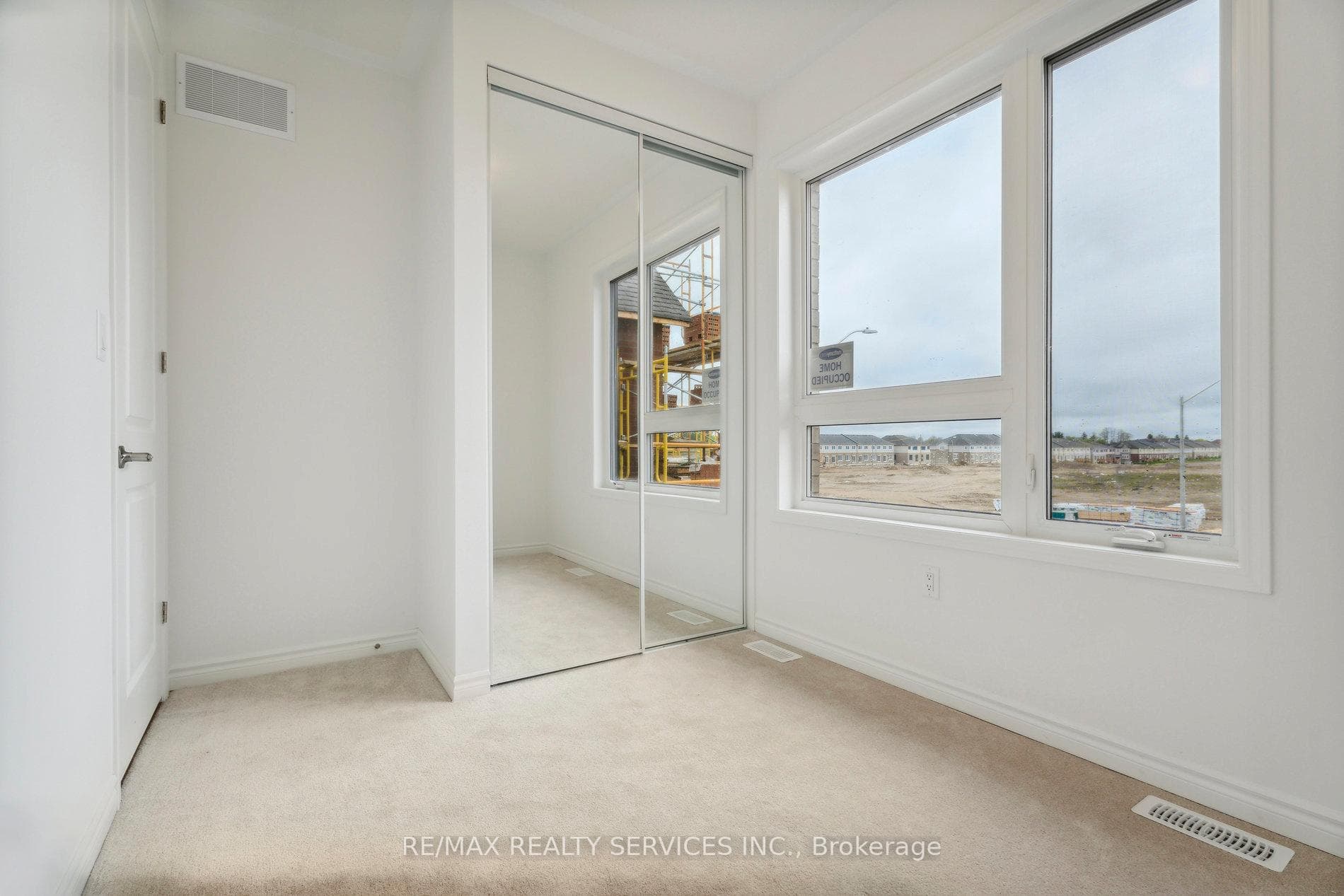 388 Madelaine Drive photo 31