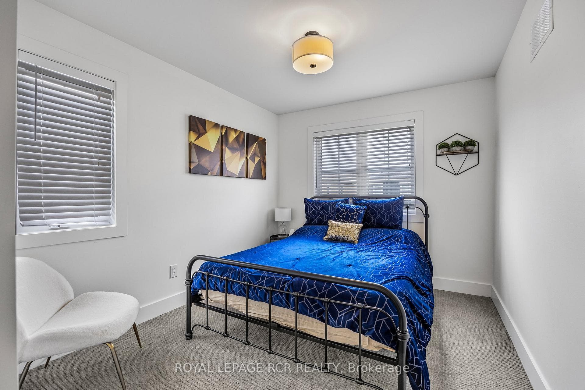 187 Yellow Birch Crescent photo 16