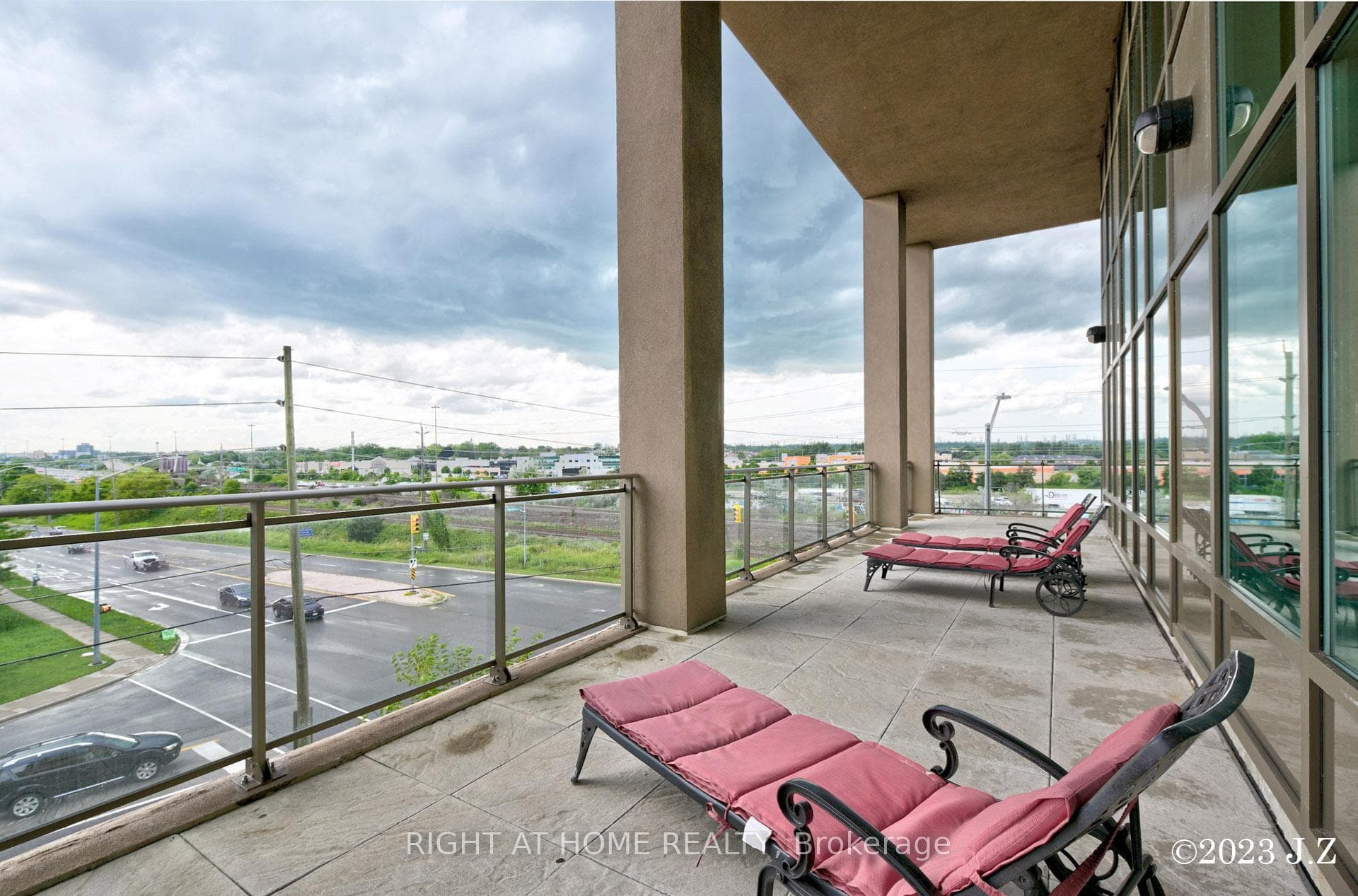 1215 Bayly Street Unit 1109 photo 25