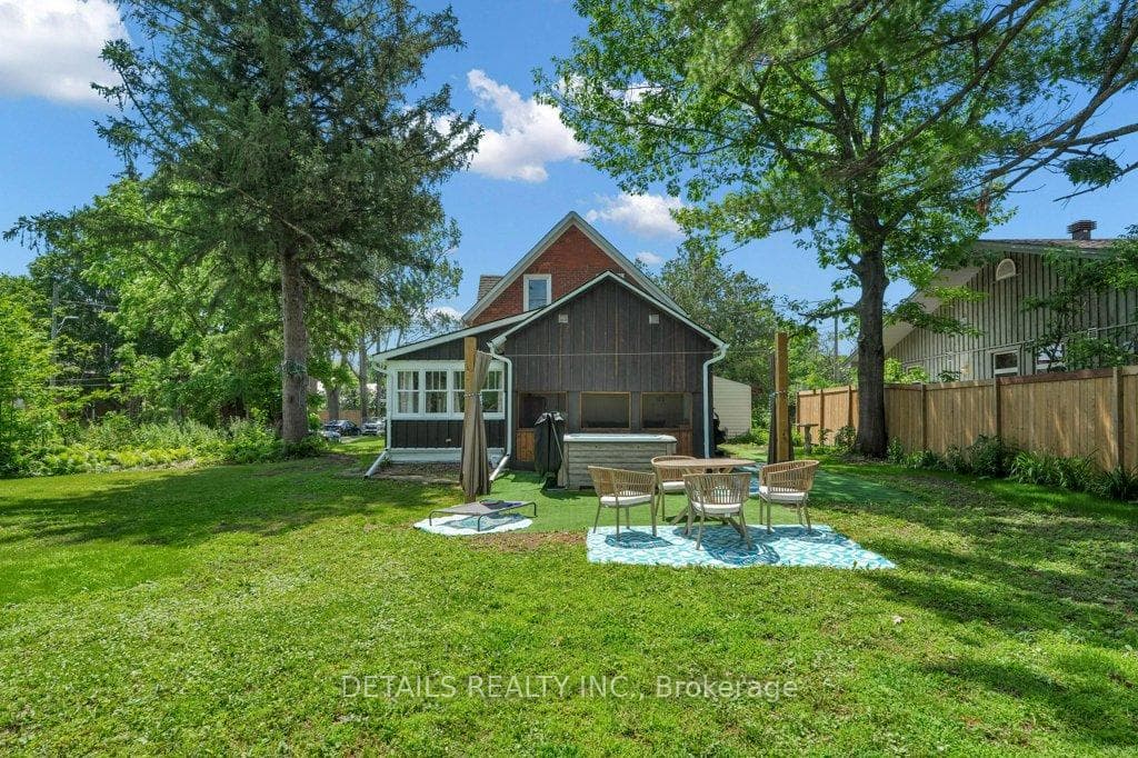 205 Lewis Street photo 40