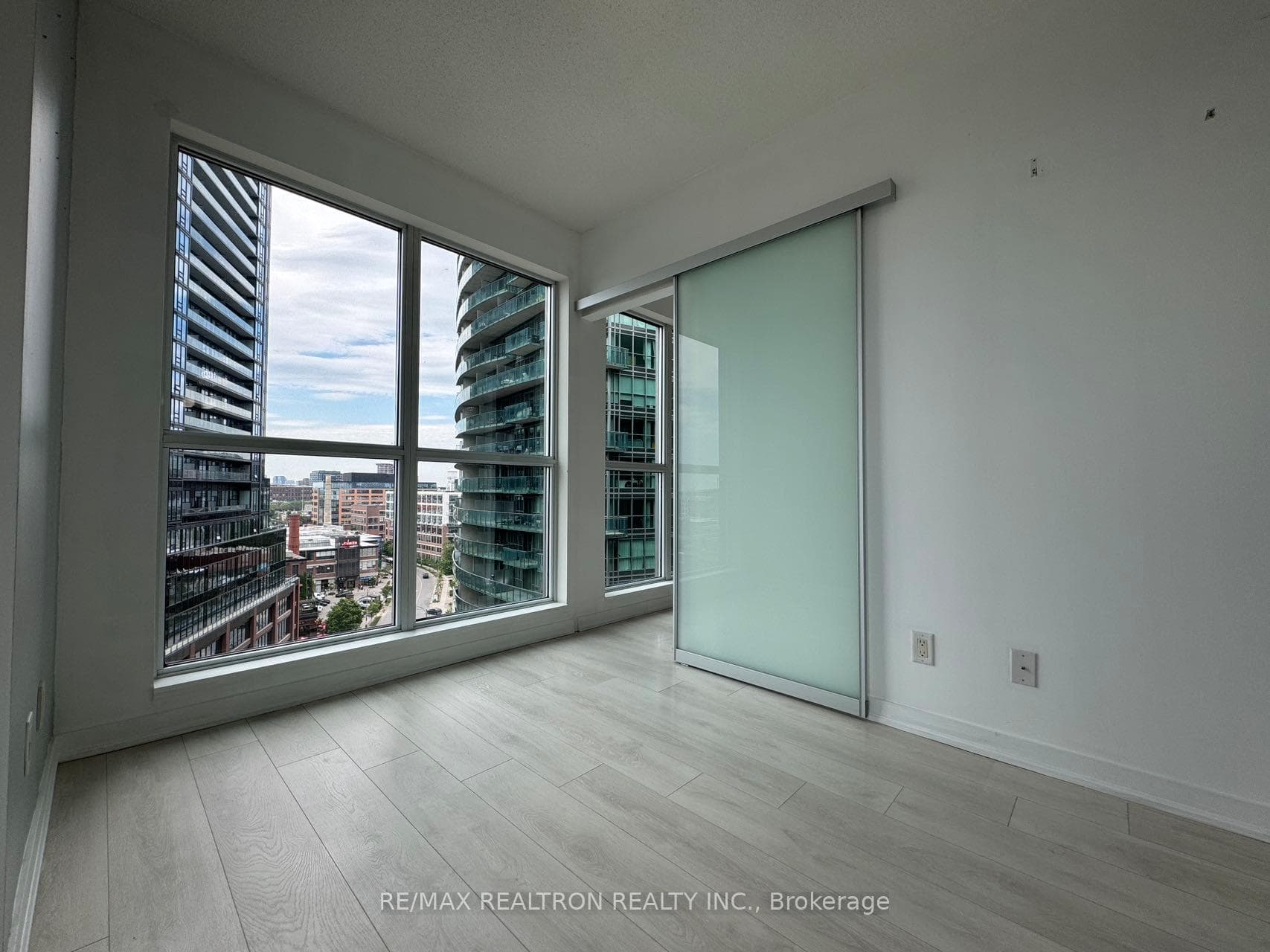 69 Lynn Williams Street Unit 1106 photo 12