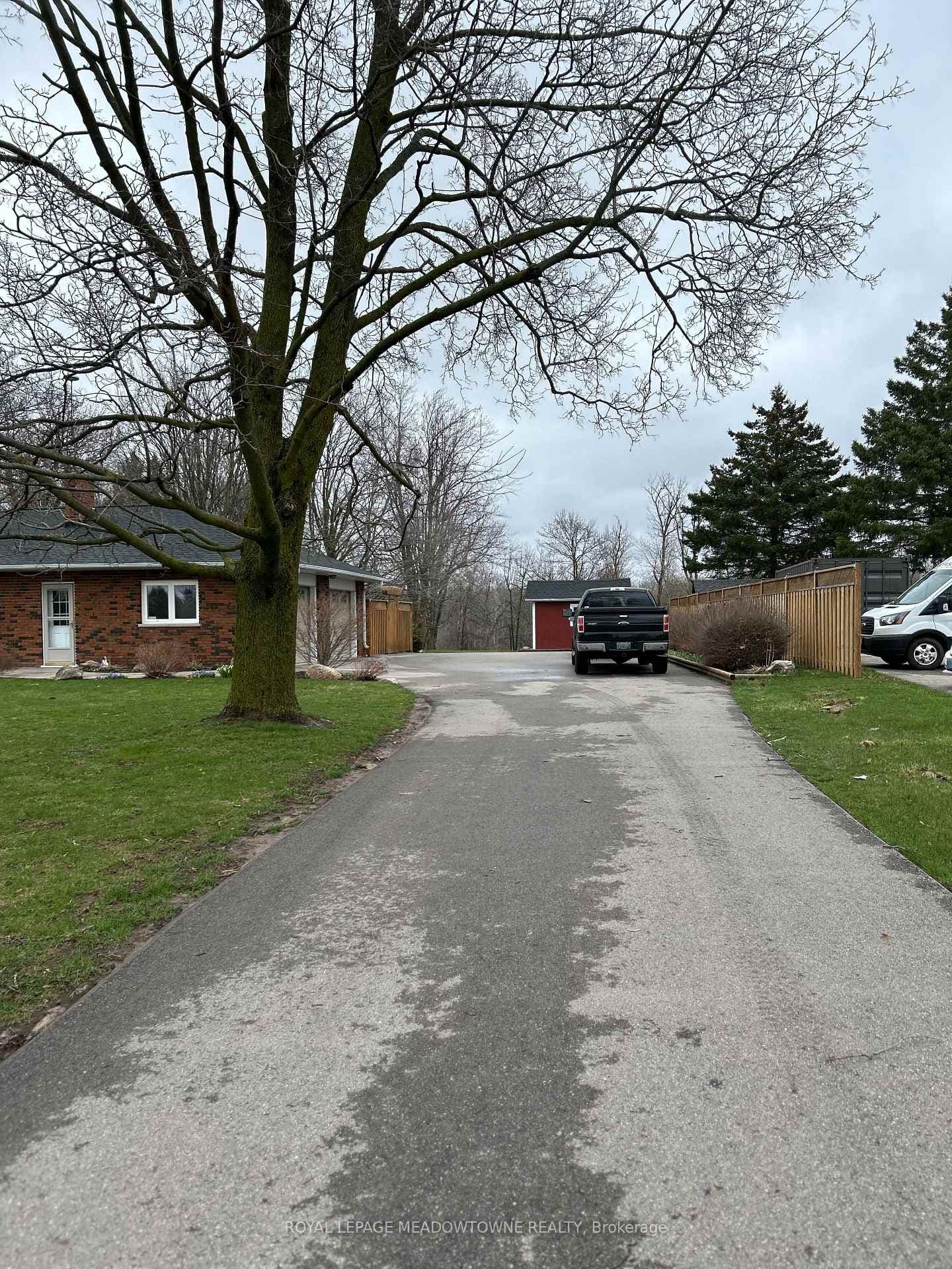 14255 Trafalgar Road photo 3