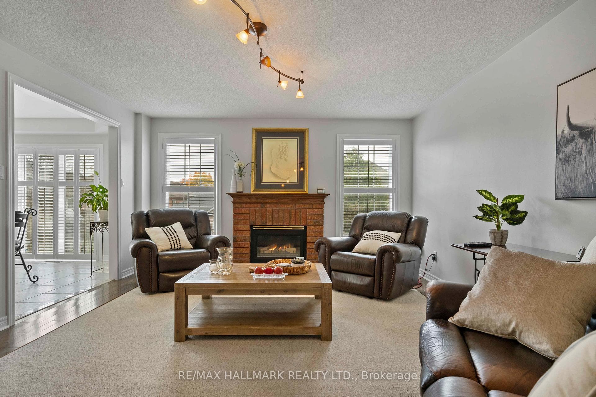22 Dennis Drive photo 9