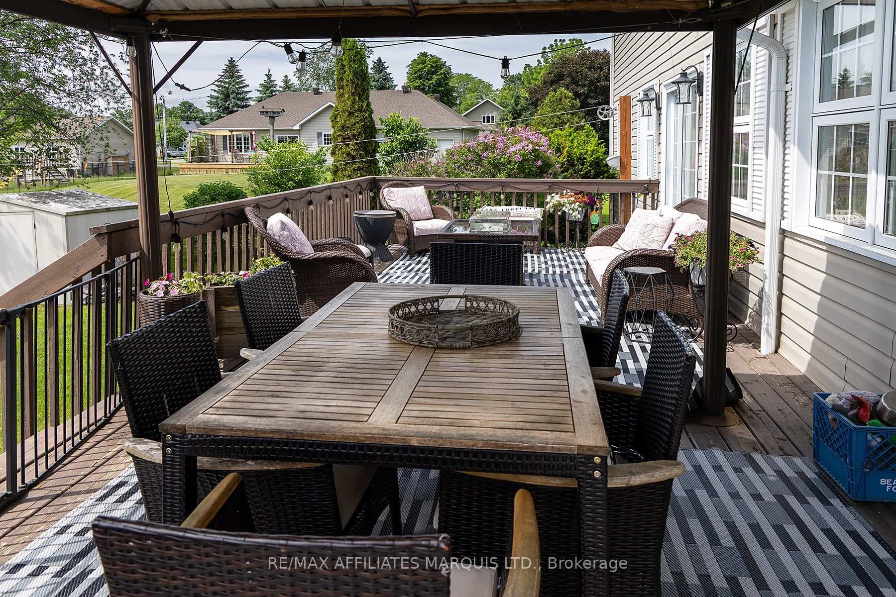 12118 Lakeshore Drive photo 11