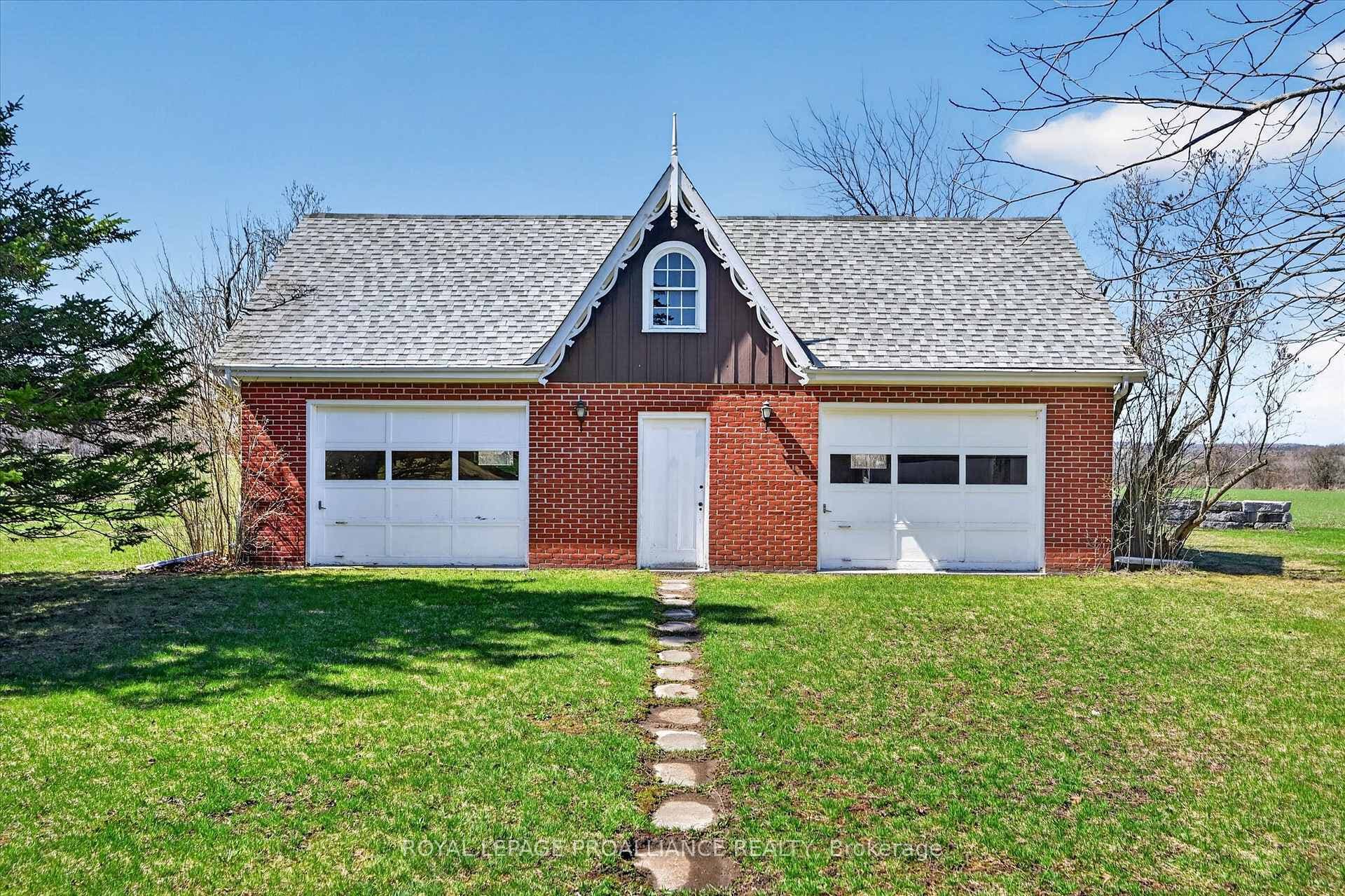 1285 Brealey Drive photo 40