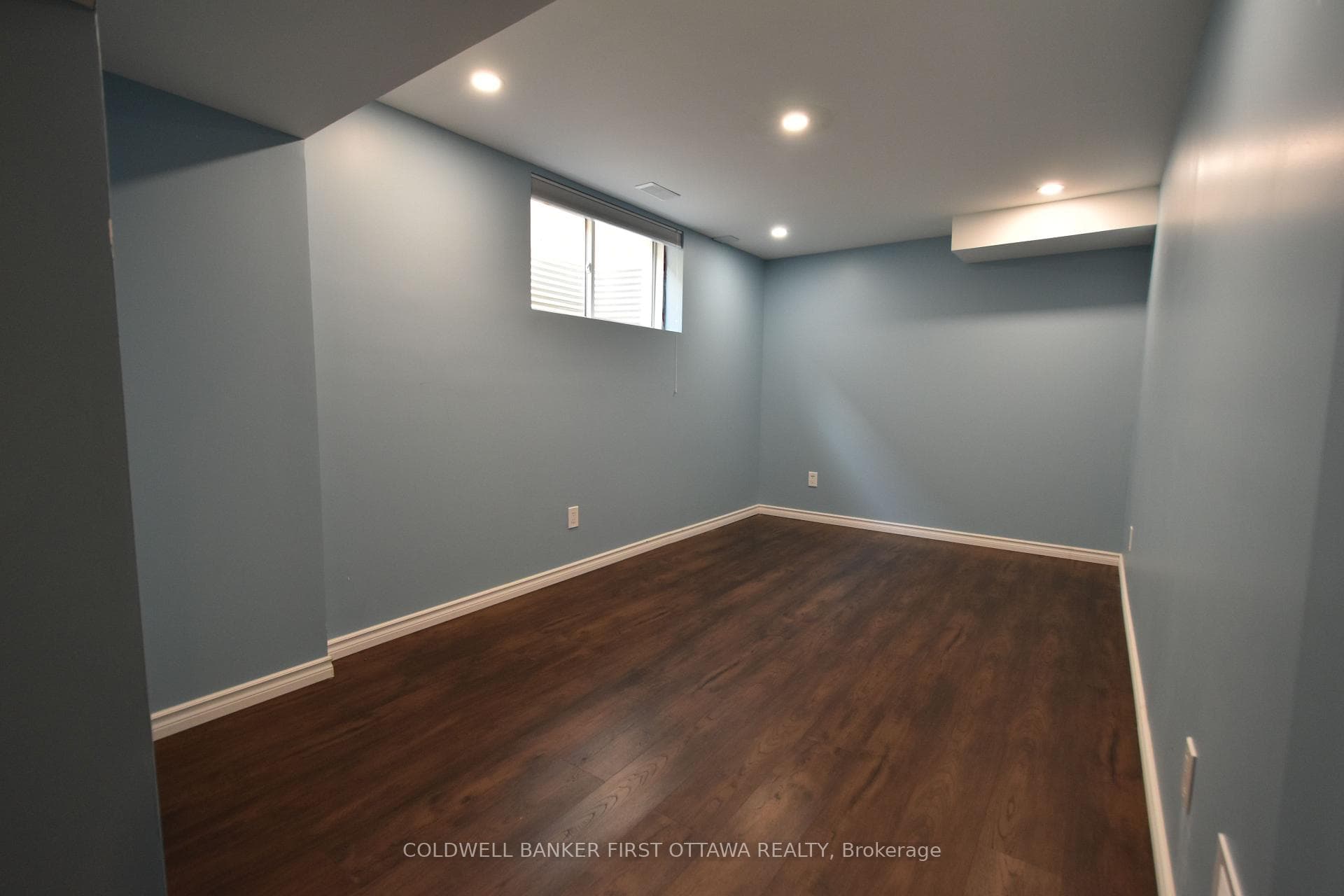 413 Blackleaf Drive photo 14
