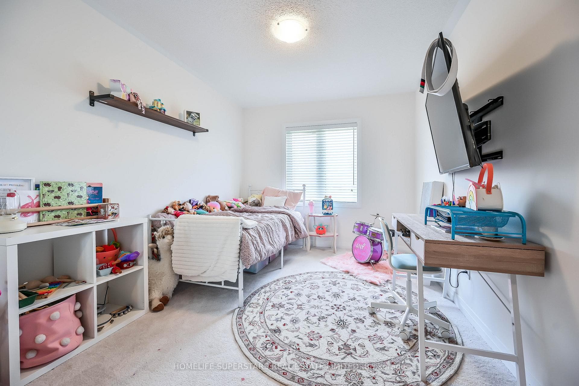 156 Freedom Crescent photo 31