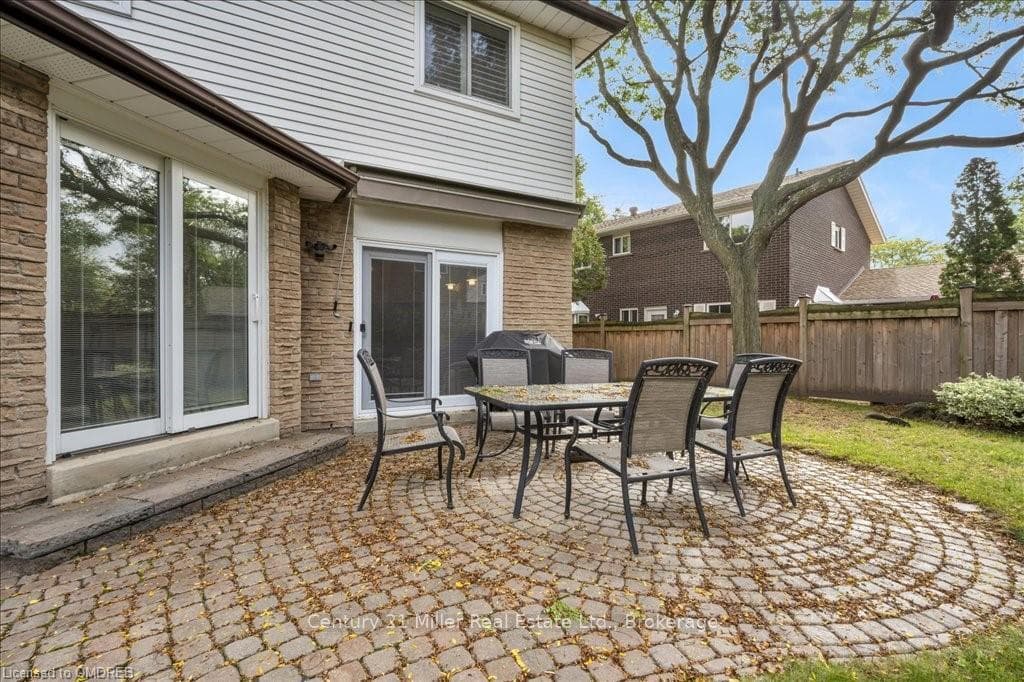 1297 GRIFFITH Place photo 37