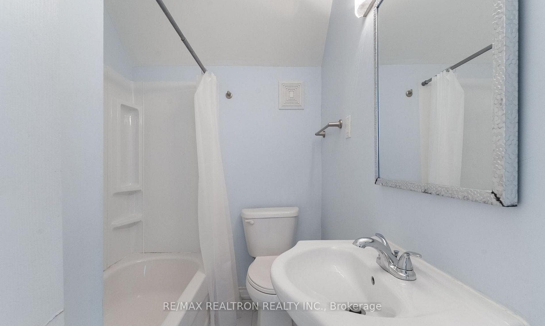 1045 Cannon Street Unit 1 photo 16