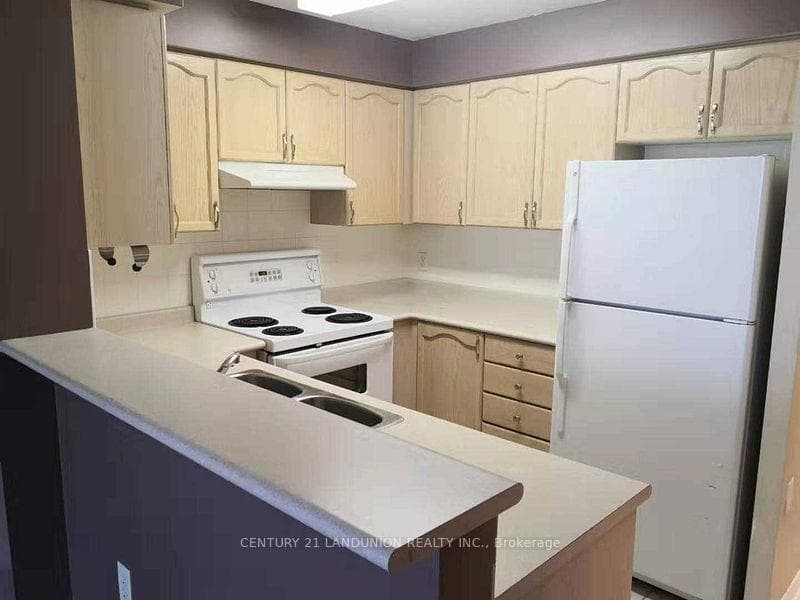 22 Olive Avenue Unit 308 photo 4