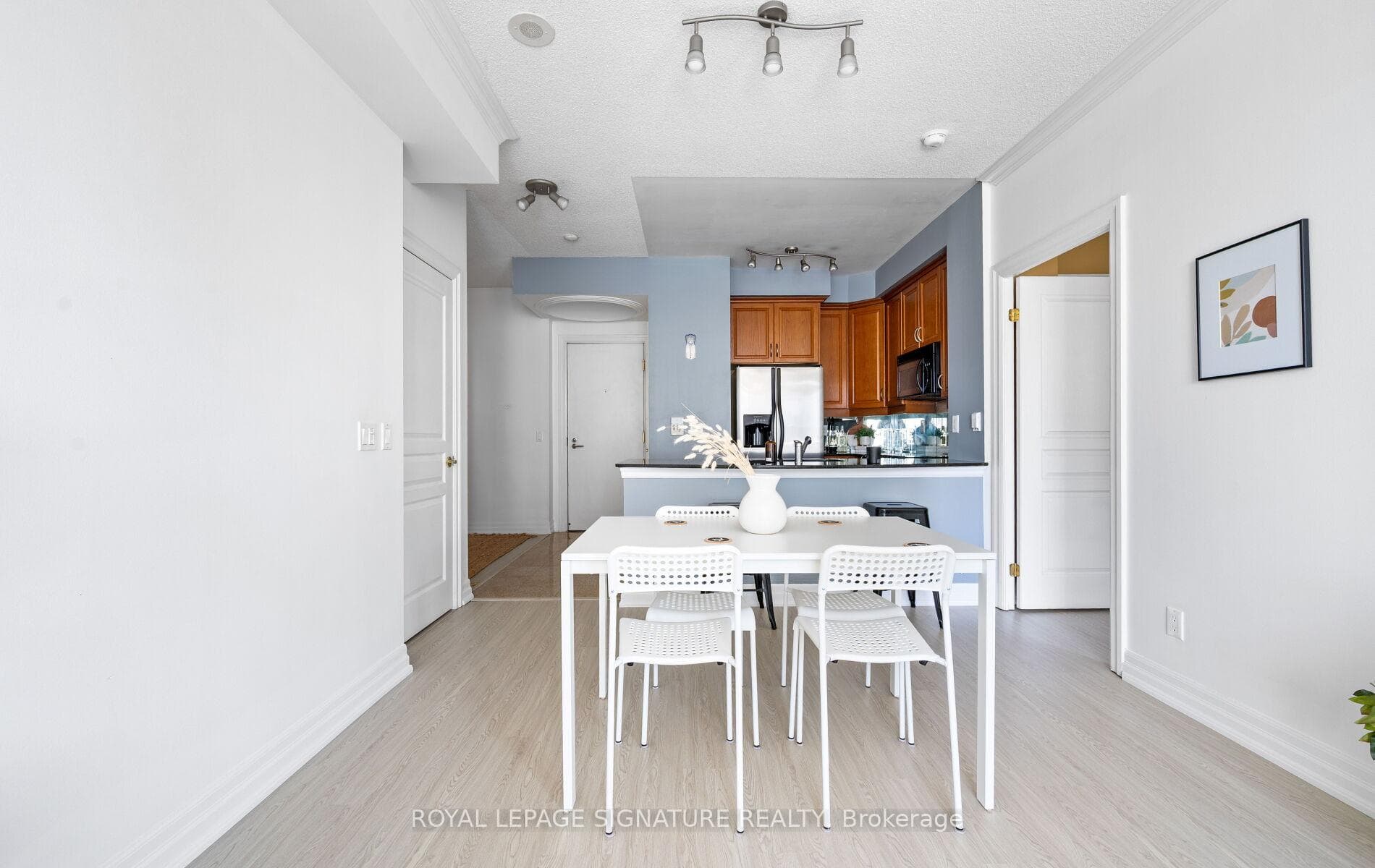 2083 Lake Shore Boulevard Unit 1613 photo 18