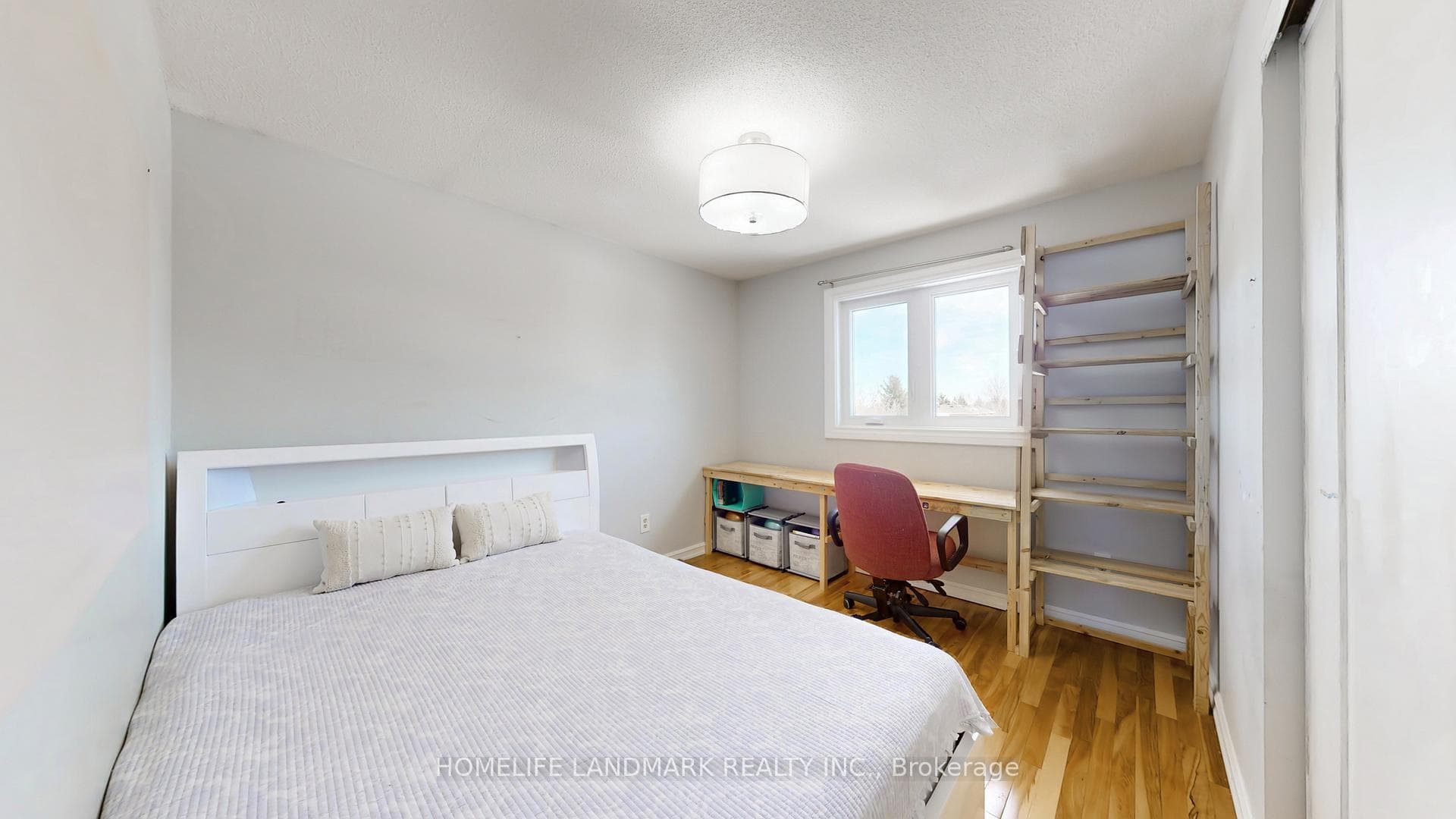 3092 Plum Tree Crescent photo 20