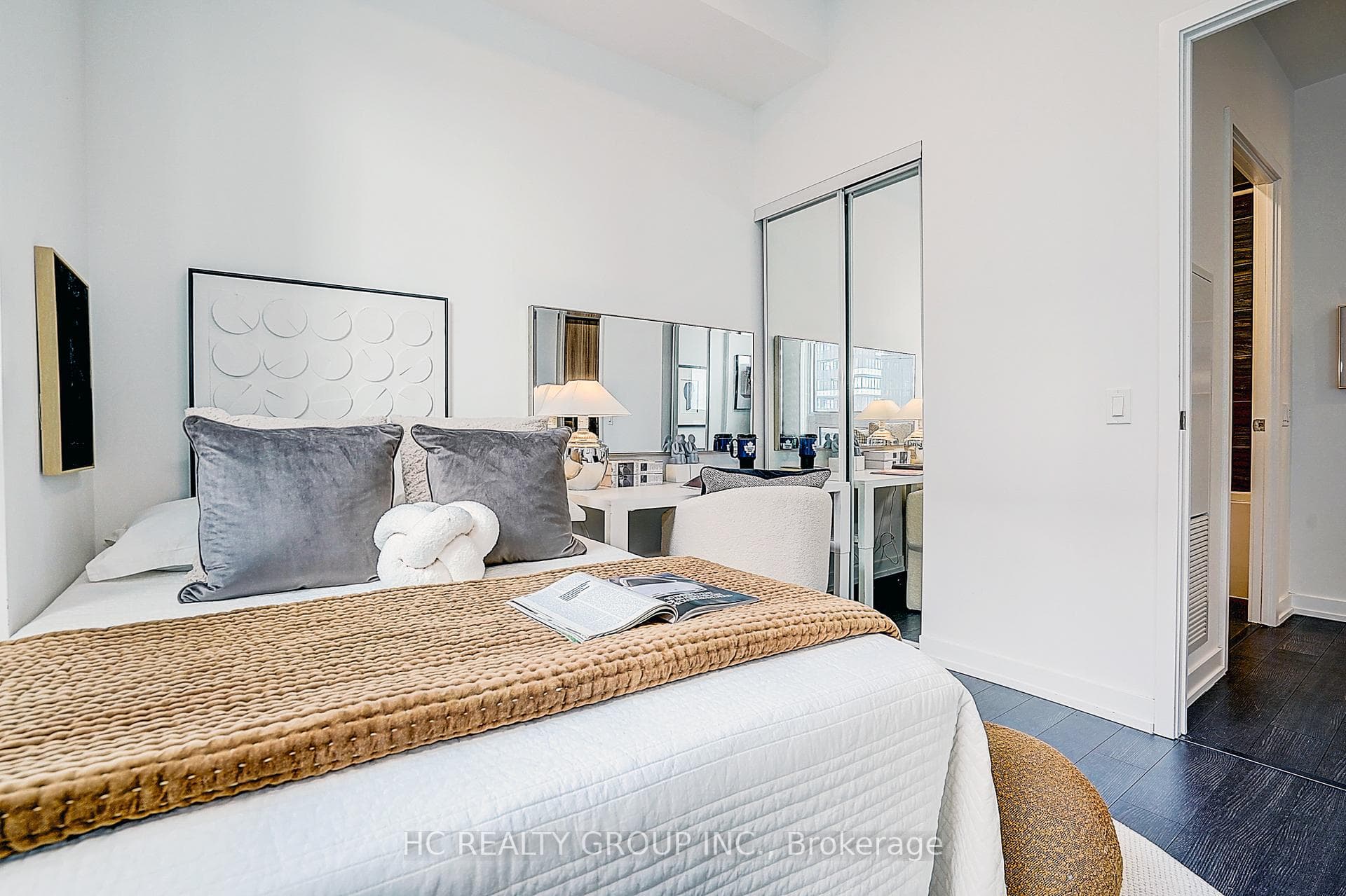 39 Roehampton Avenue Unit 3007 photo 27