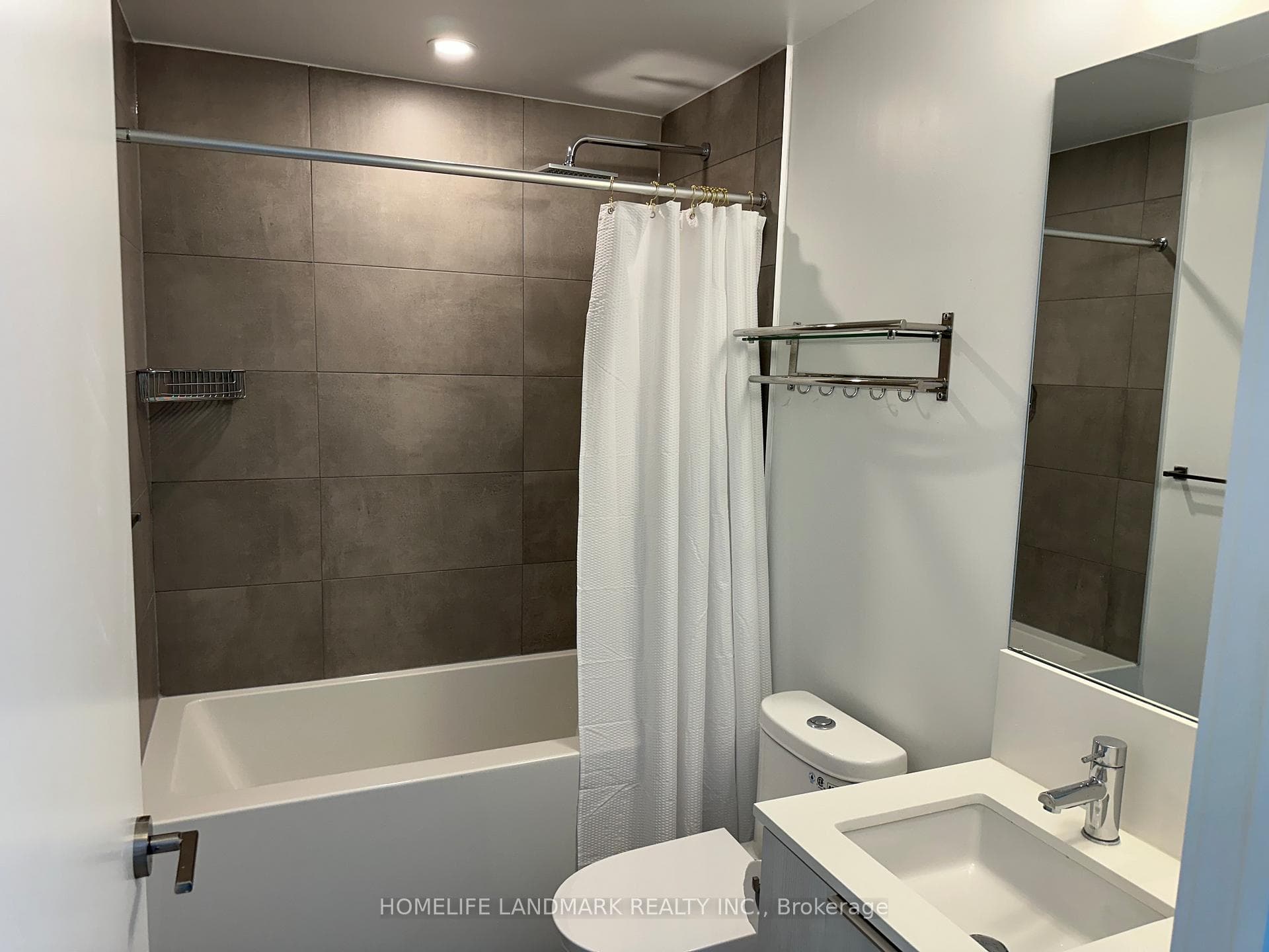 8 Wellesley Street Unit 5602 photo 16