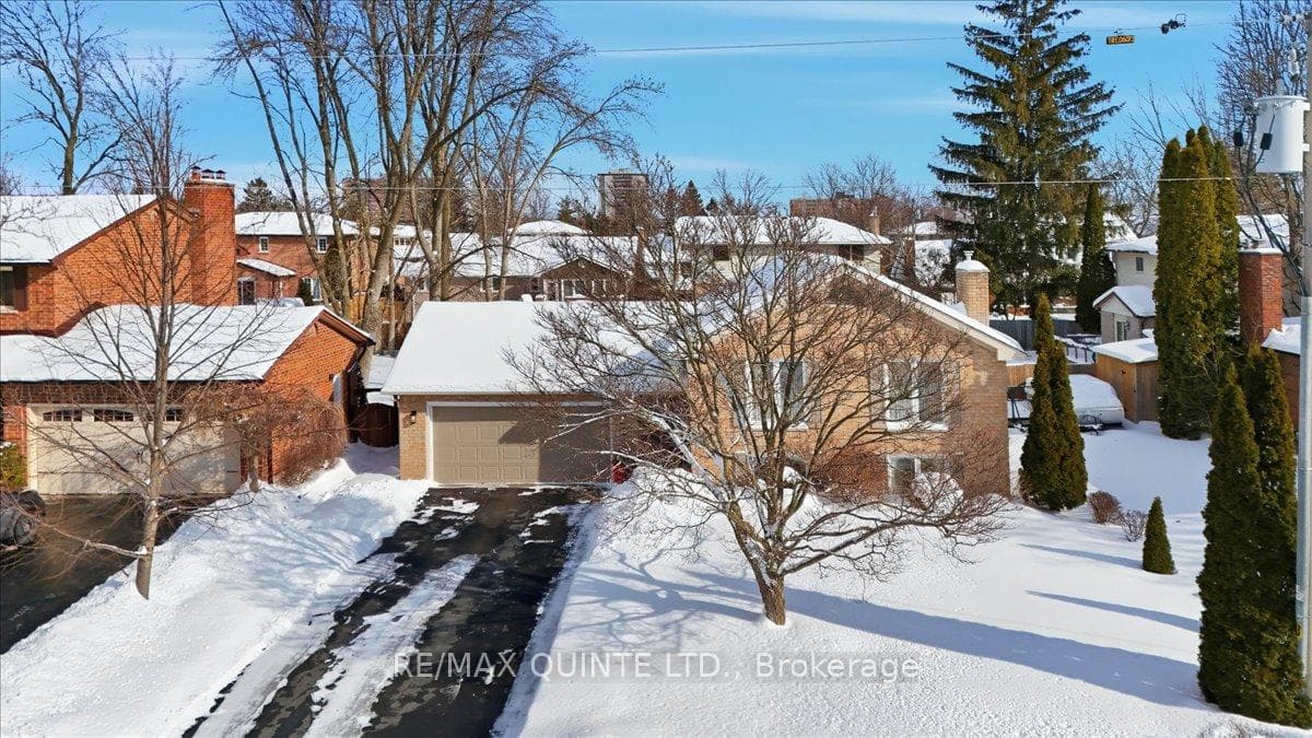 10 Grosvenor Drive photo 1