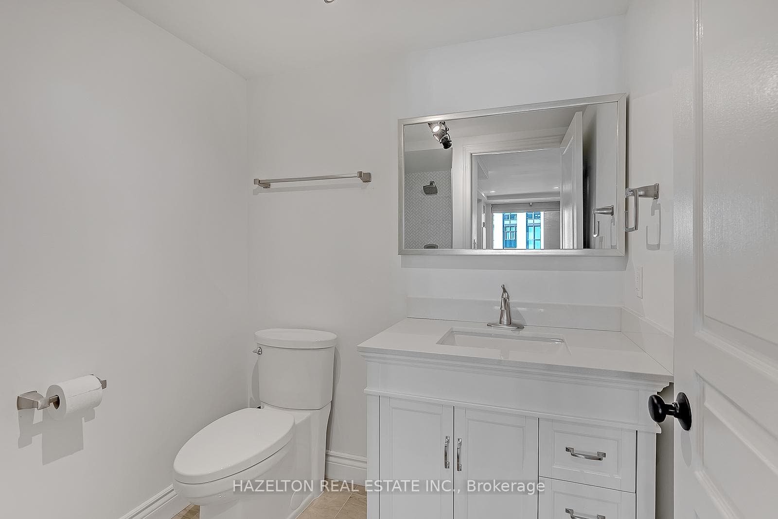 102 Bloor Street Unit PH6 photo 26