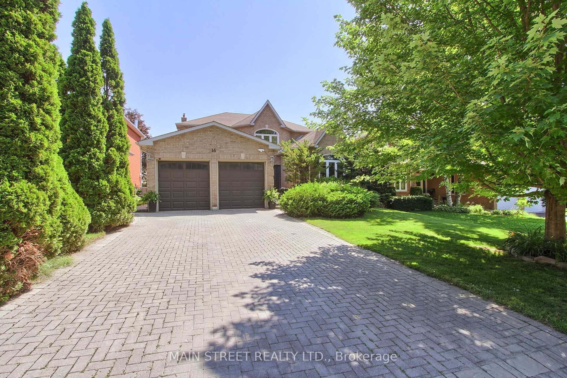 14 Mcgee Crescent photo 1