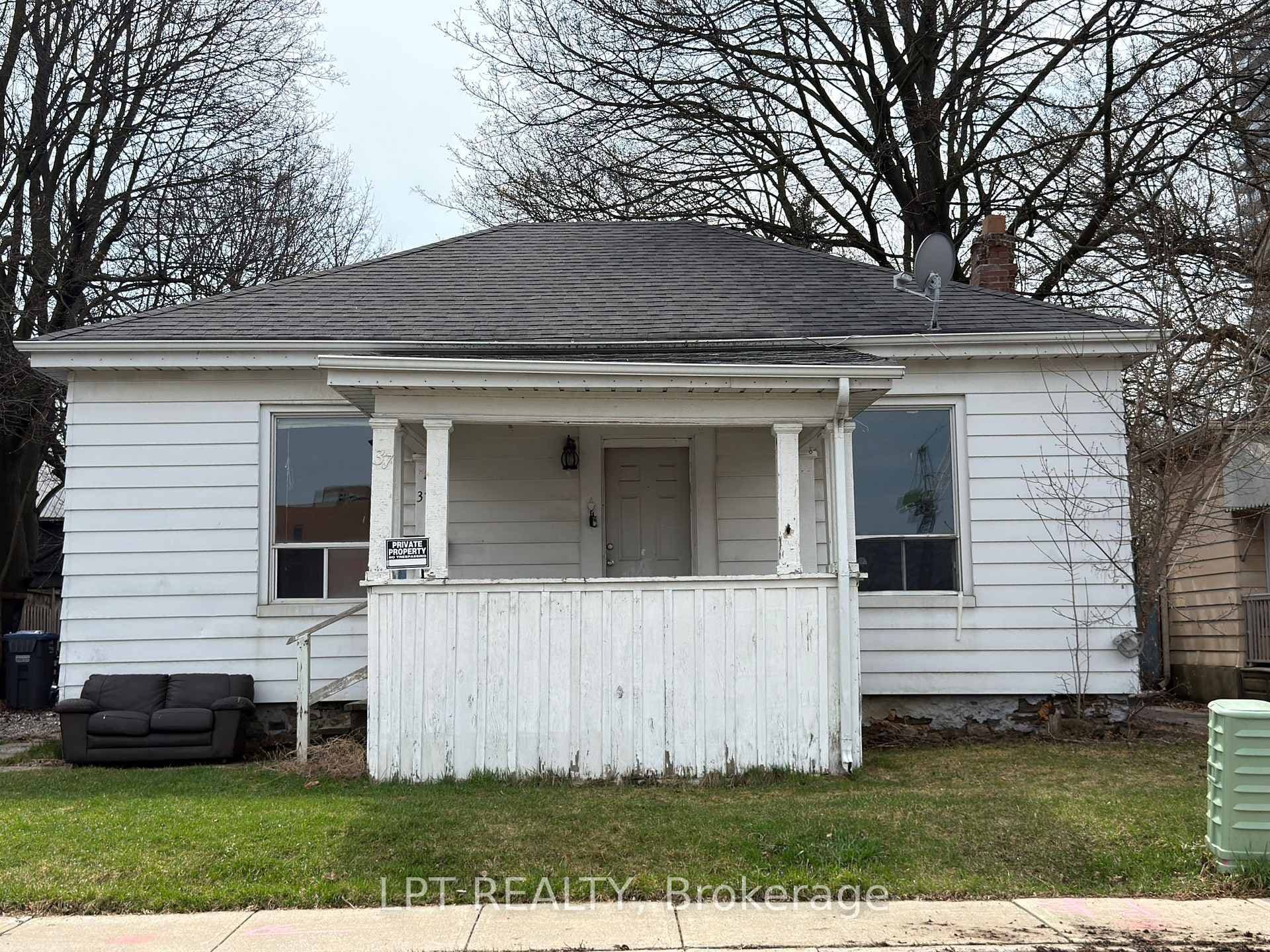 37 Elizabeth Street photo 1