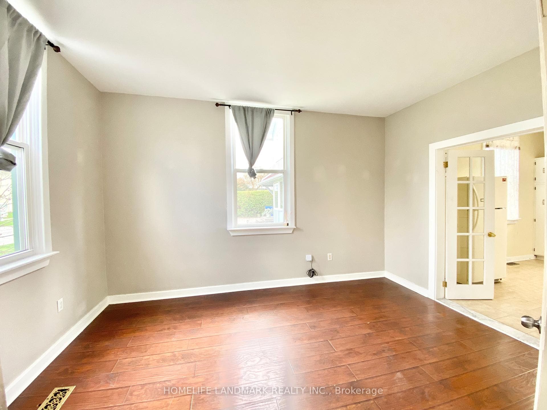 140 Vale Avenue photo 6