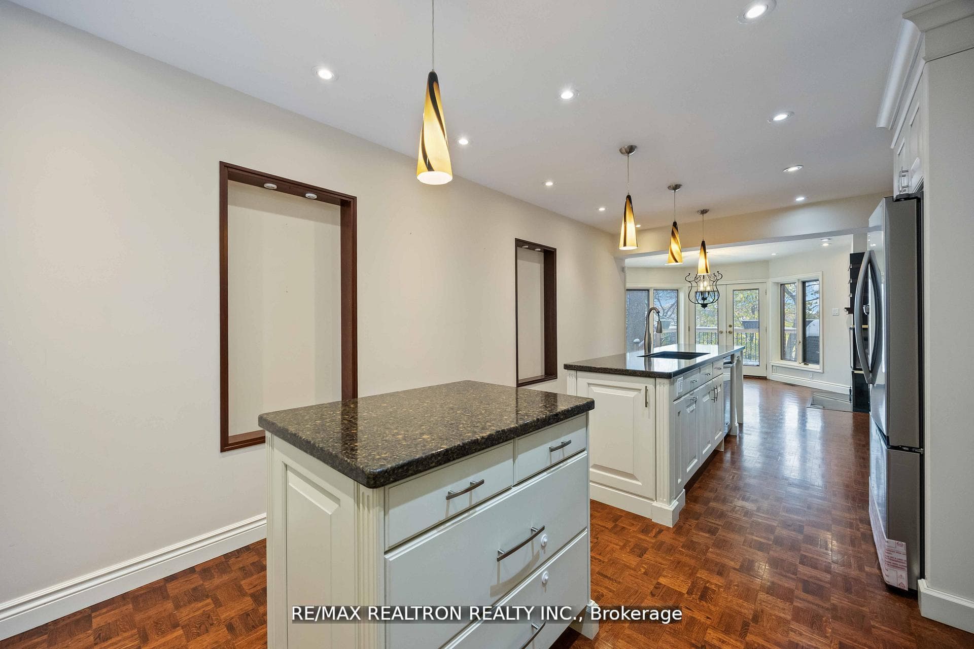 12 Donwoods Drive photo 12