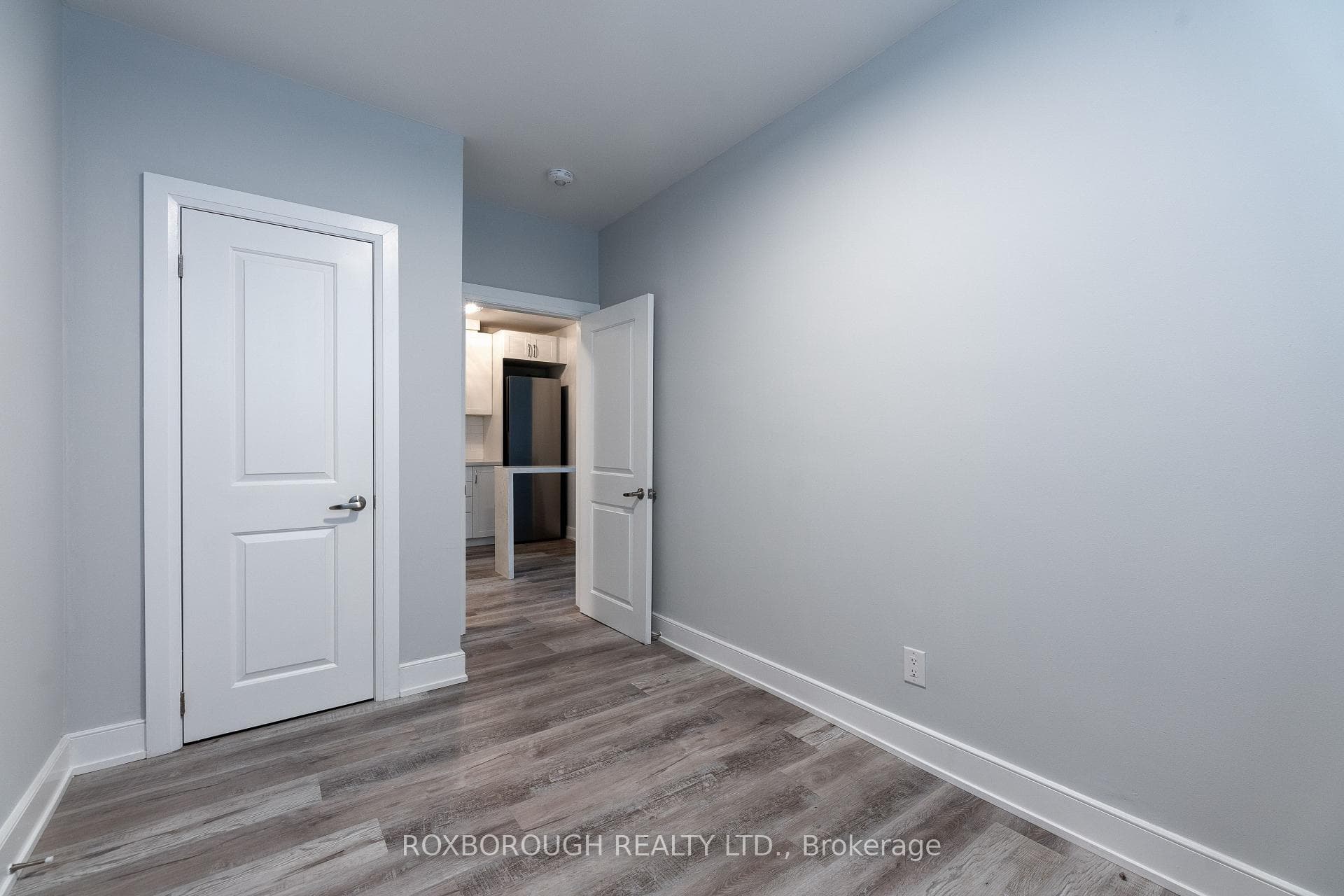 1738 Wilson Avenue Unit 7 photo 5