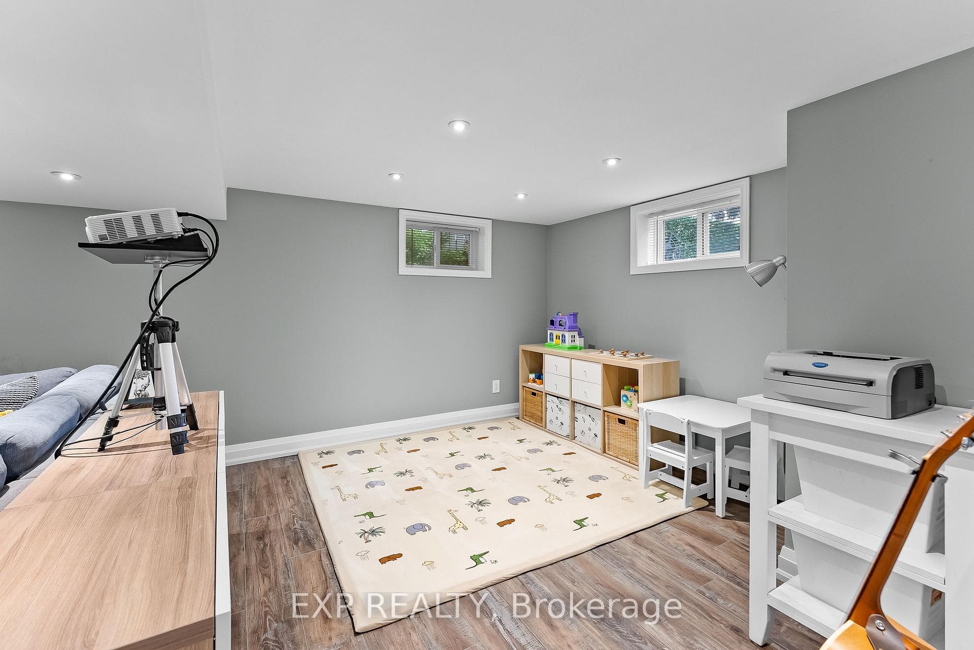 1 Laird Drive photo 23