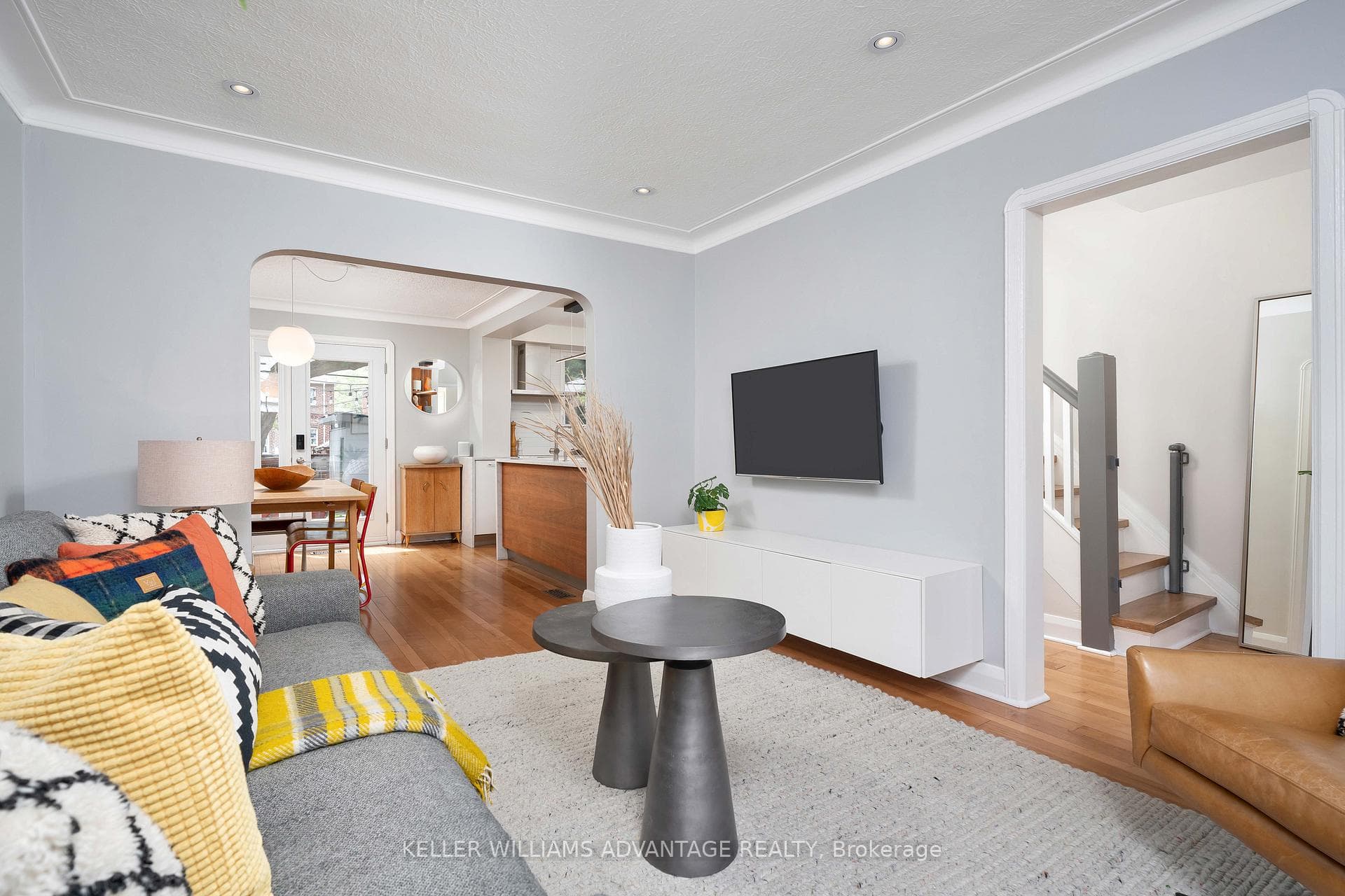 80 Highfield Road photo 4