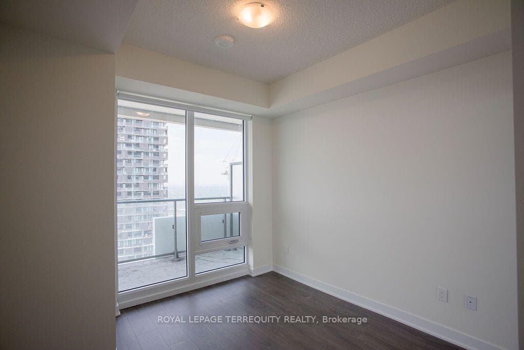 2221 Yonge Street Unit 4609 photo 22